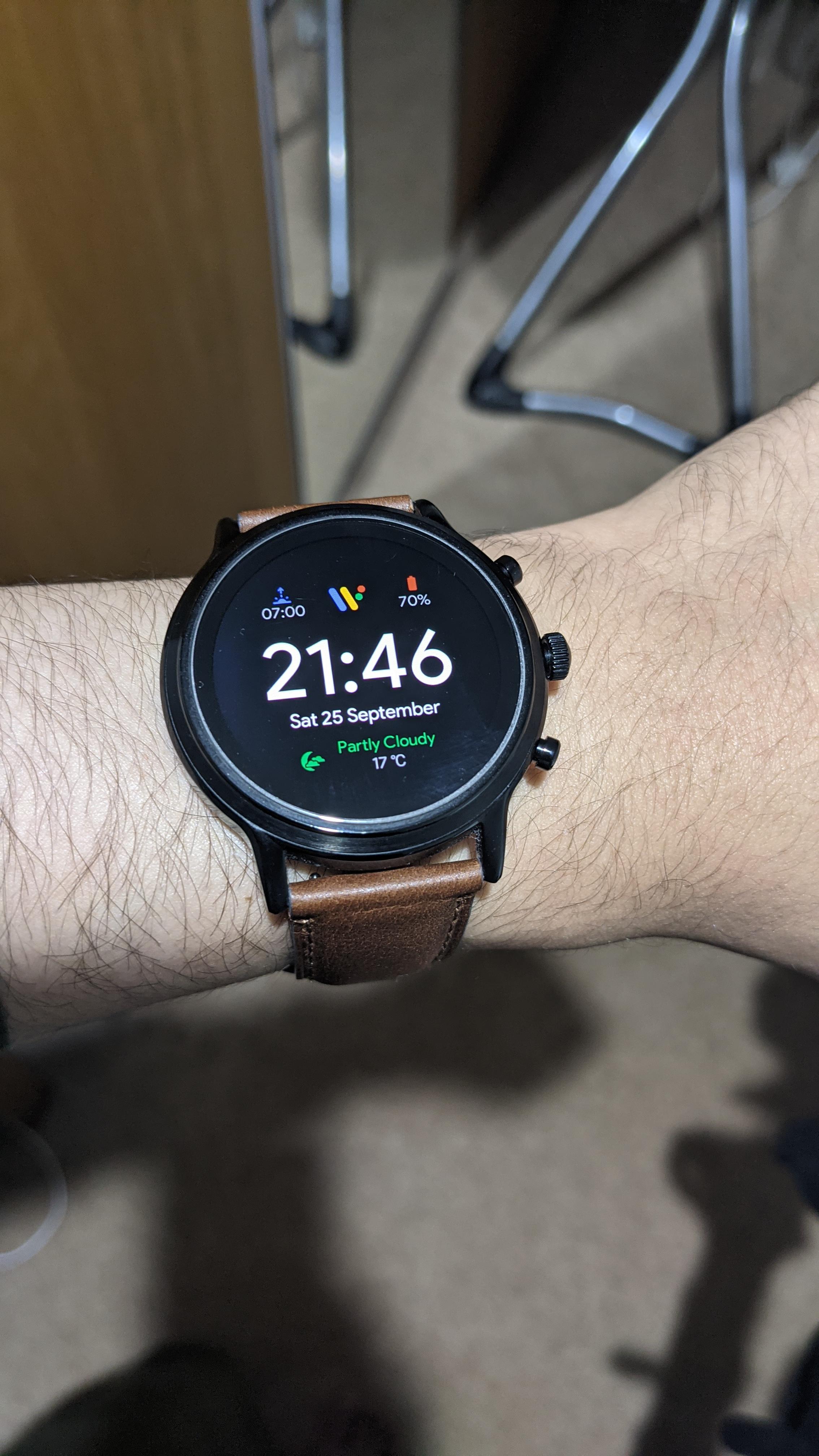 New leather strap for my Fossil Gen 5 😎 r/WearOS