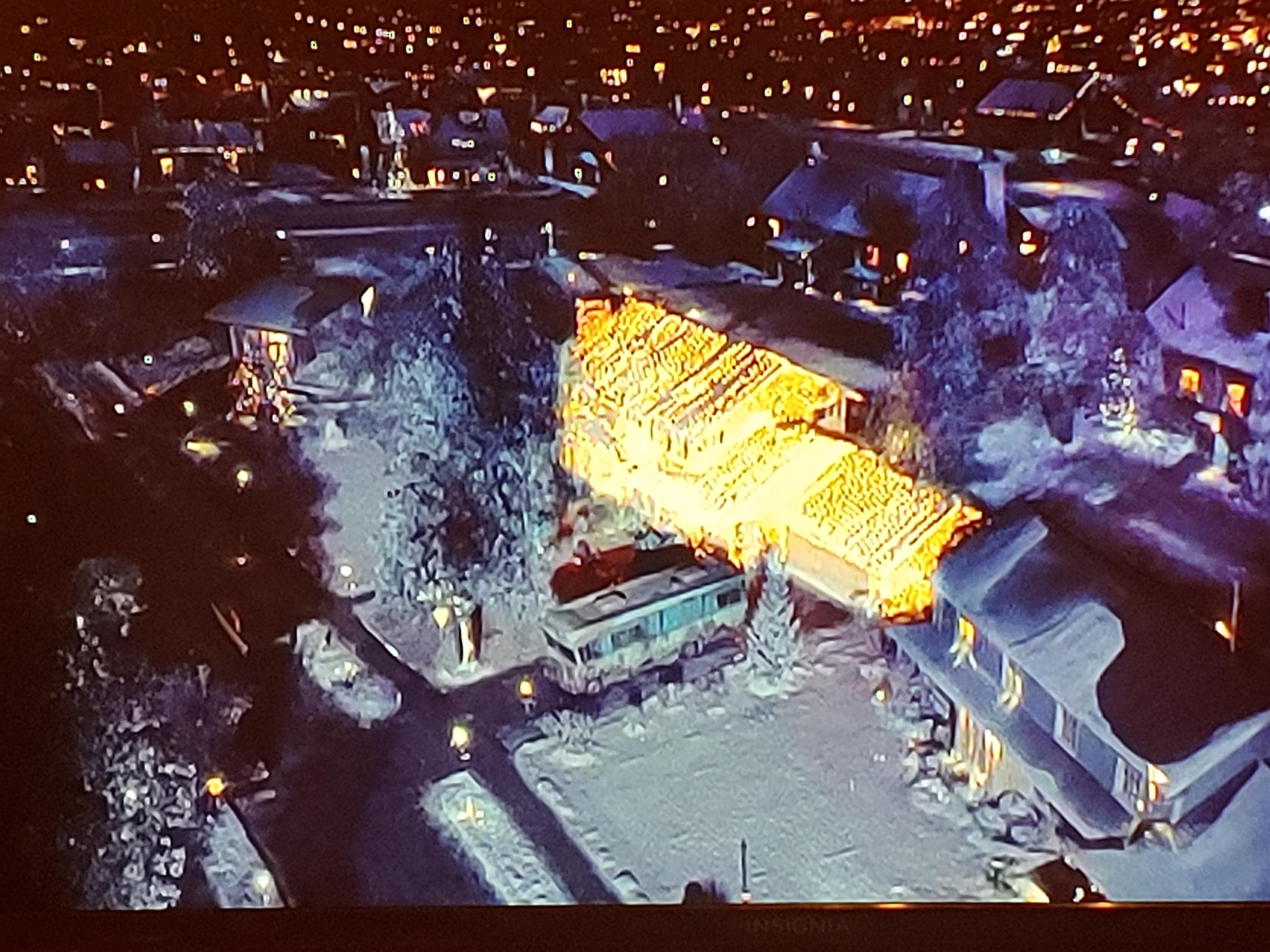 In National Lampoon's Christmas Vacation (1989) Cousin Eddie's