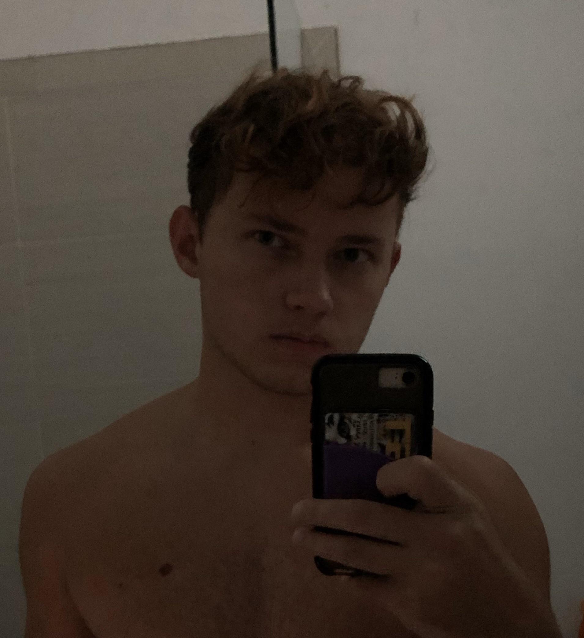 Decided to let the top get long and the look is really *growing* on me