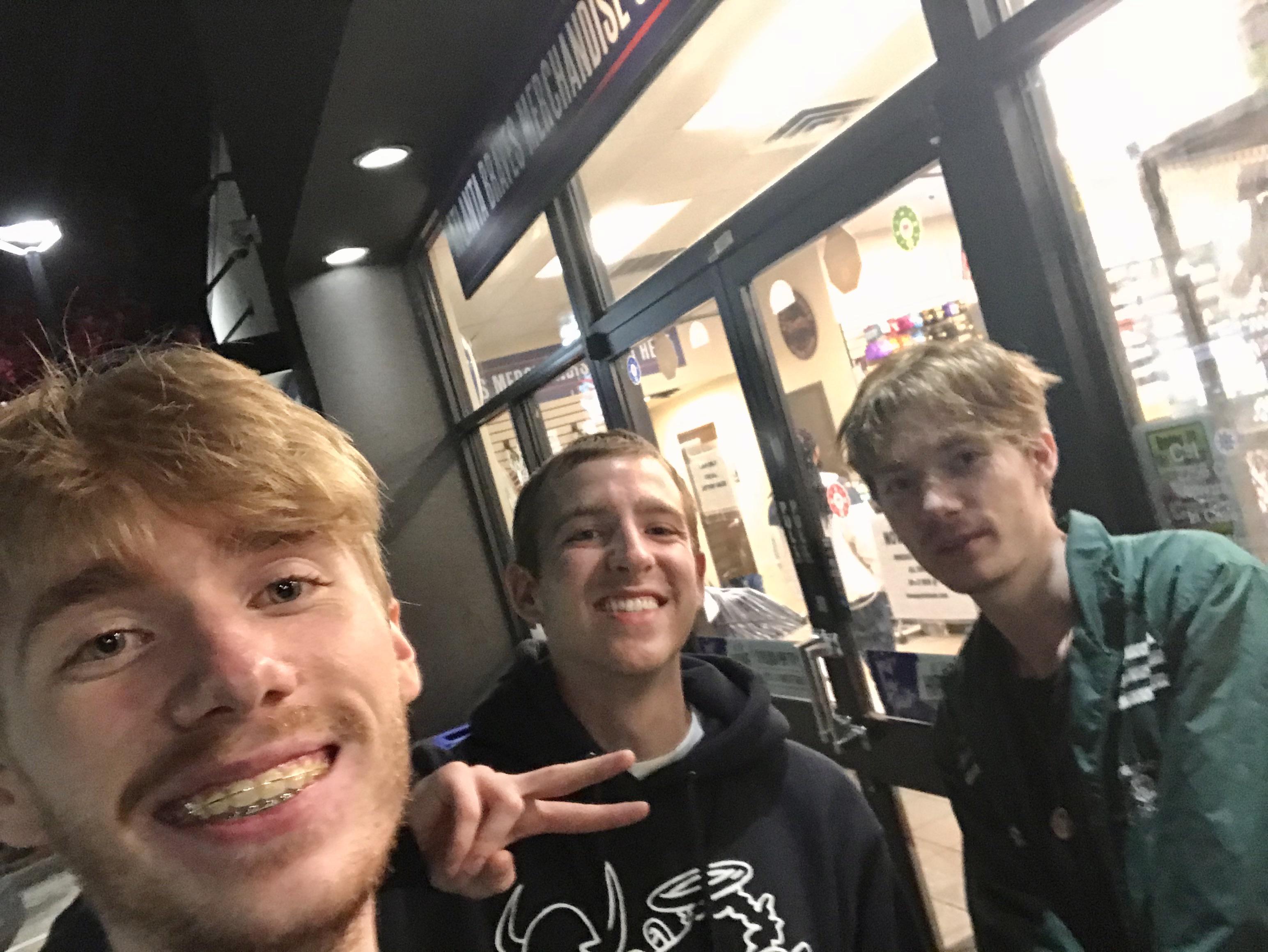 met Jon Nunes at a gas station, he bought 20 blunt wraps cuz they had a