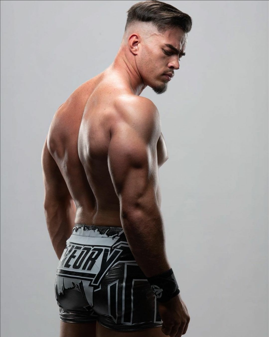 Austin Theory : WrestleWithThePackage