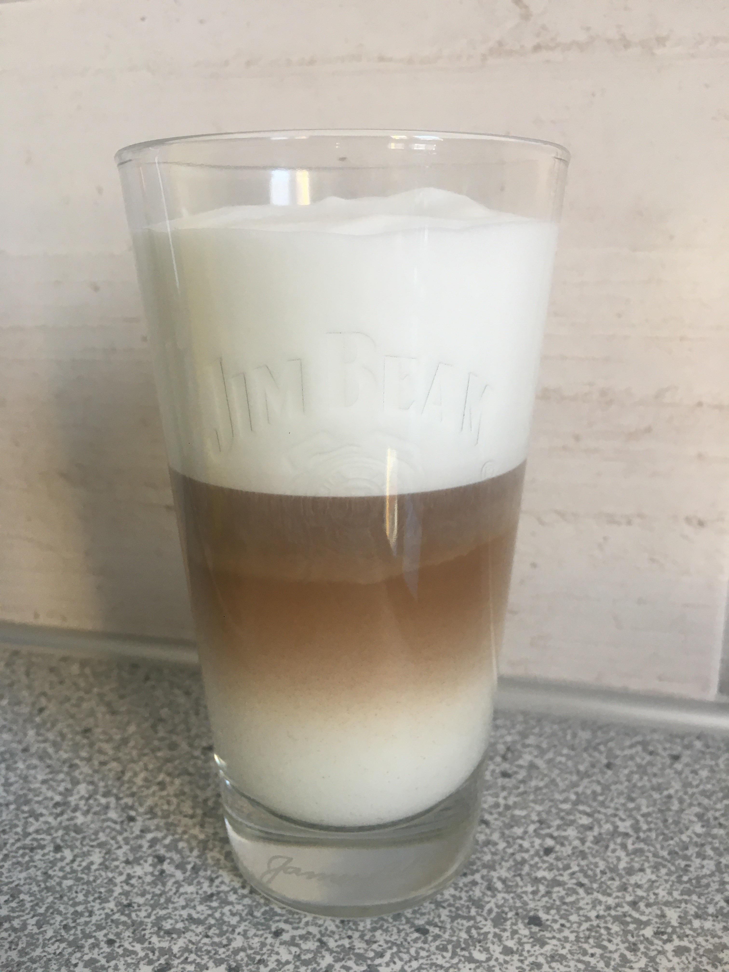 NO MACHINE NEEDED Latte Macchiato. Cannot get any cheaper than this. (Only French press required