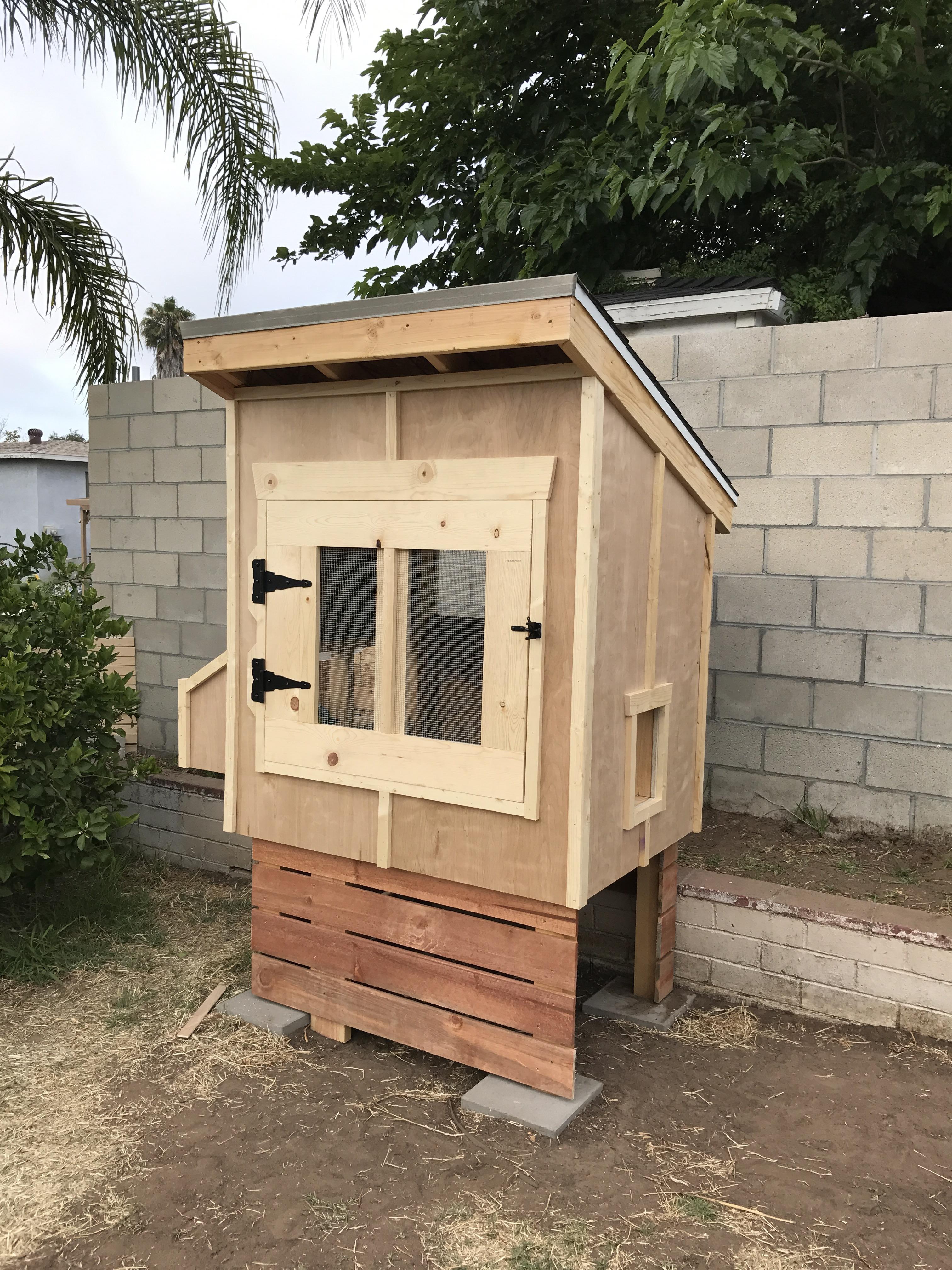 My chicken coop project is almost complete! r/woodworking