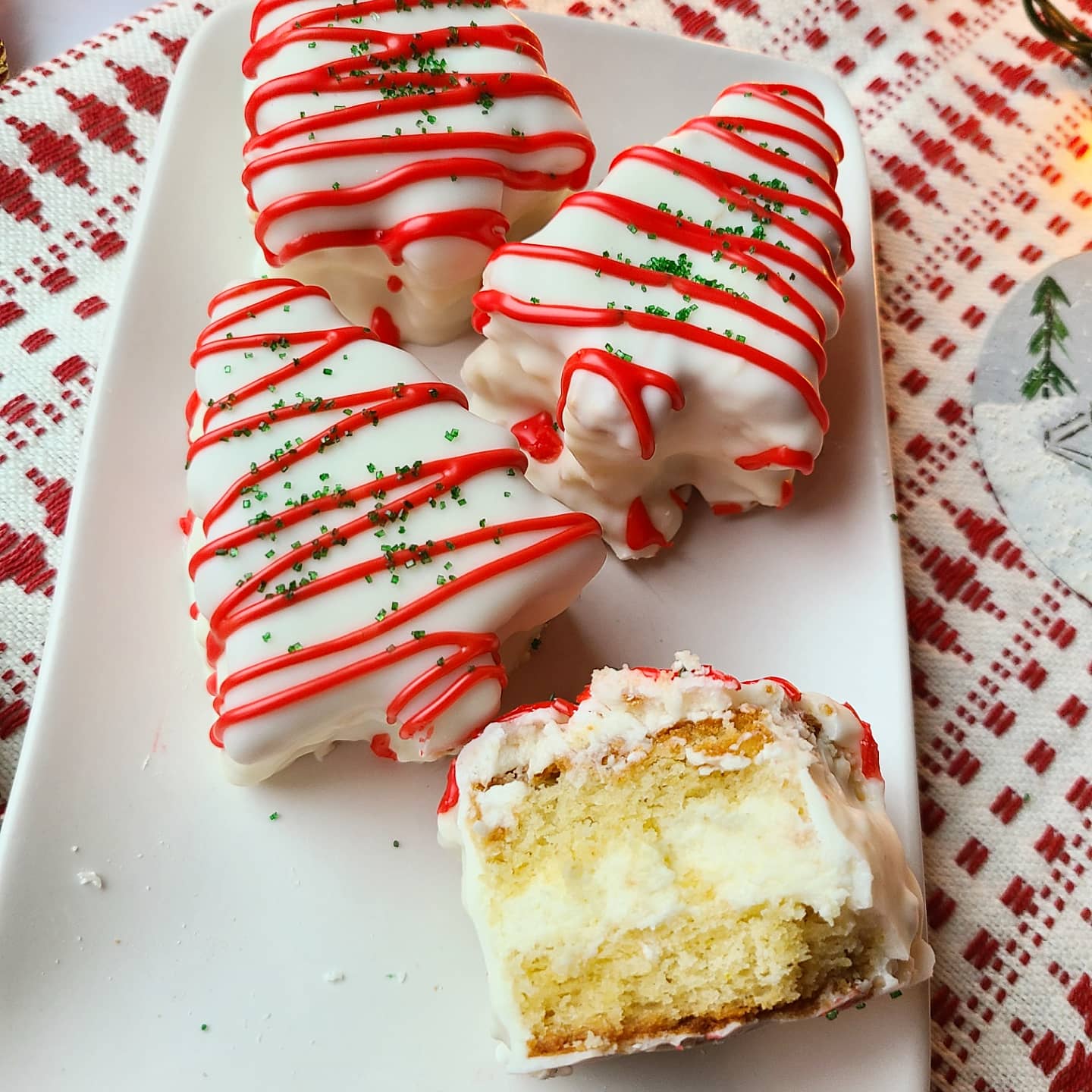 We made gluten free versions of the little debbie Christmas tree snack