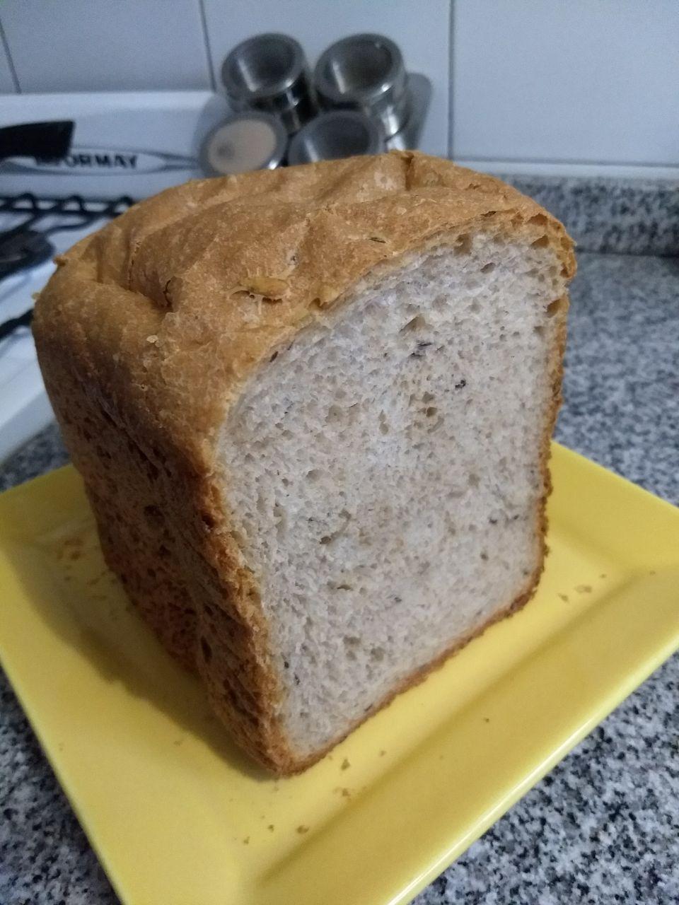Am I worthy of this subreddit if I use a bread maker? I just love bread