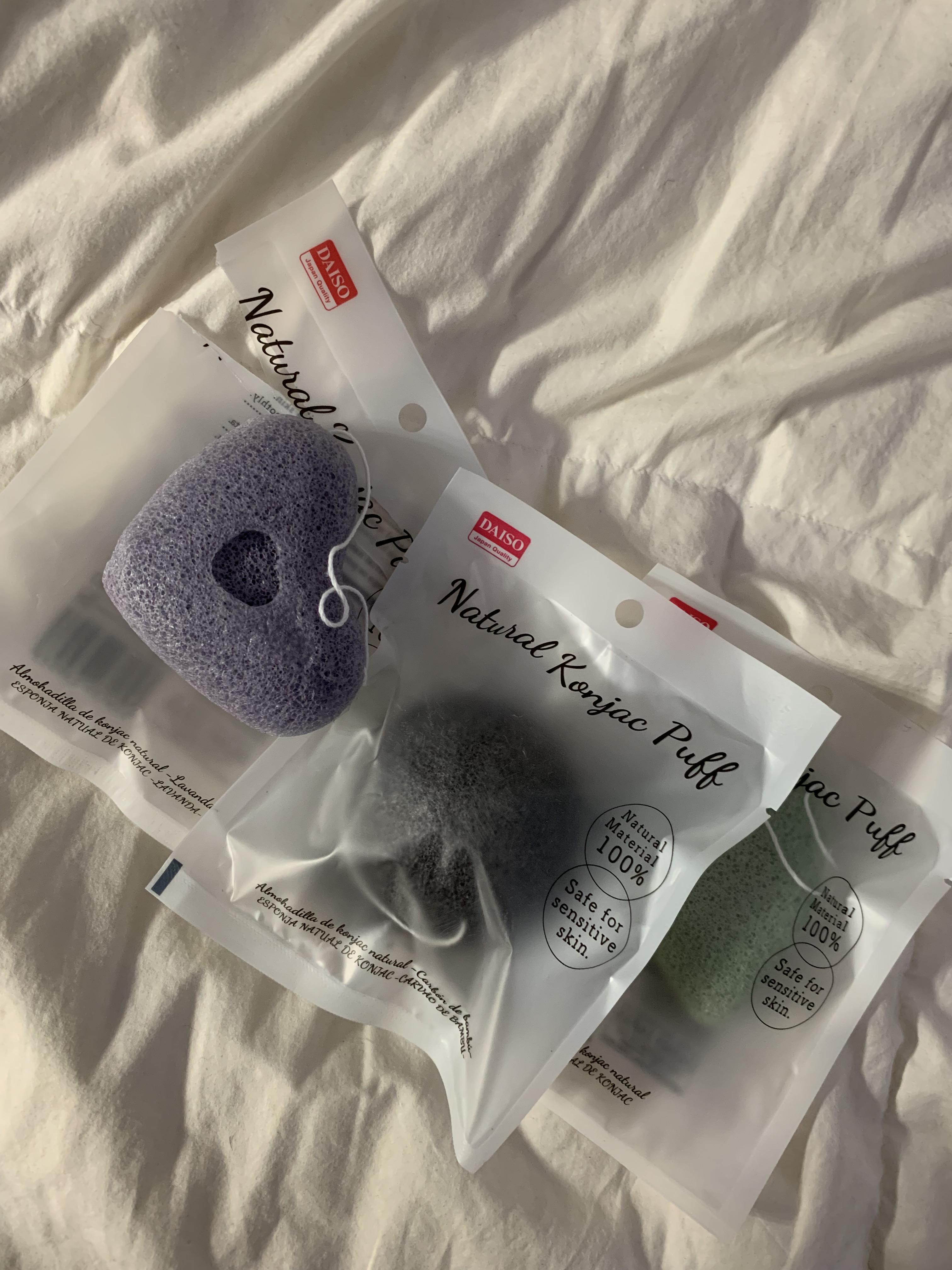 [PSA] 1.50 konjac sponges at Daiso! r/SkincareAddiction