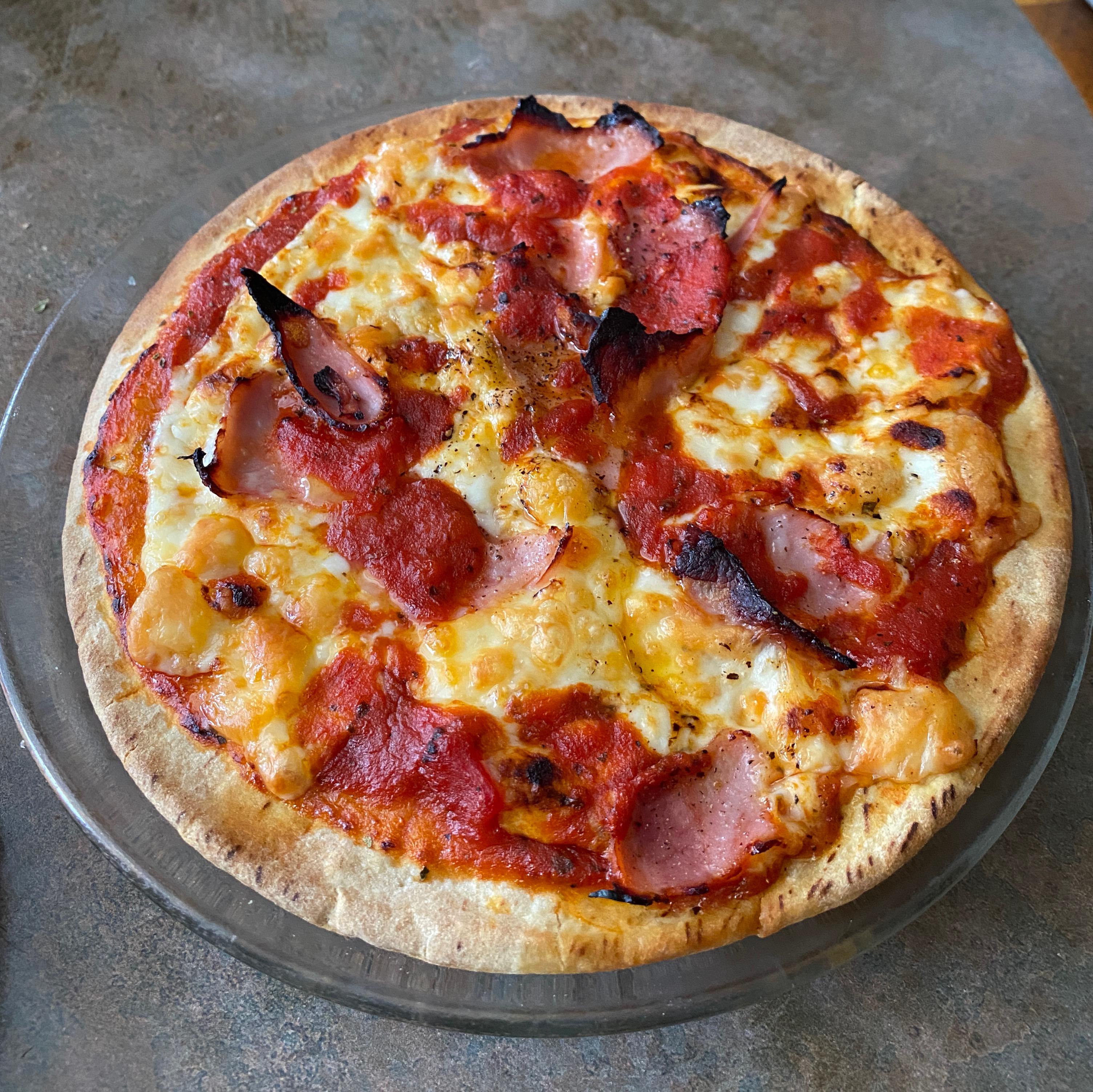 [homemade] Pita Bread Pizza r/food