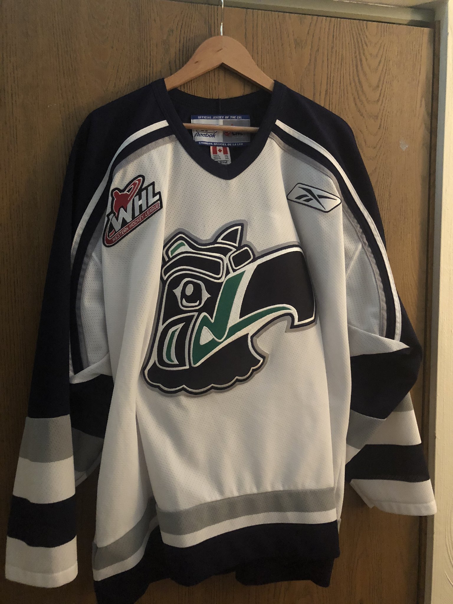 Thanks to JerseyFinder on Twitter, finally got a Thunderbirds jersey