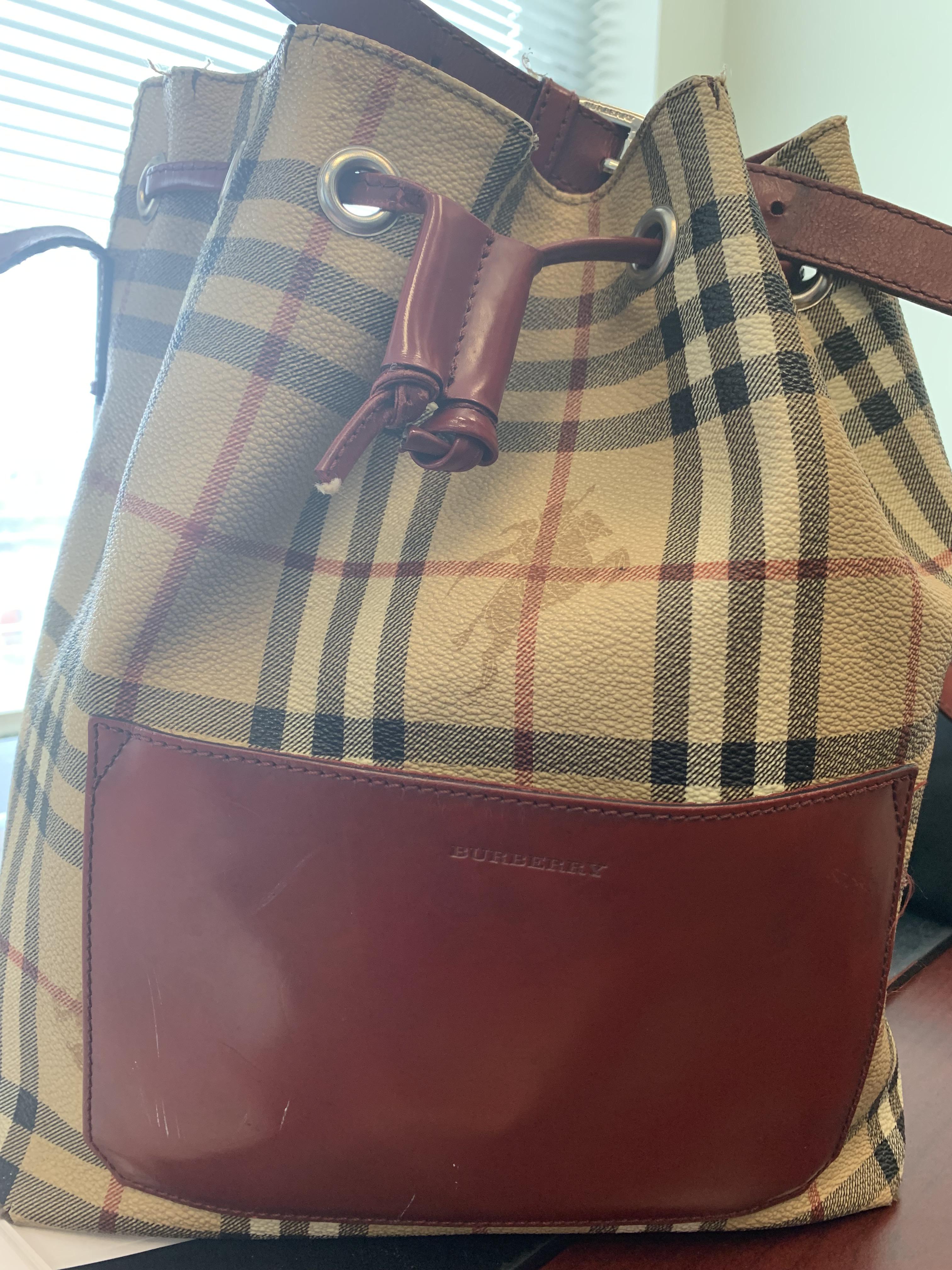 My best find ever (Authentic) Burberry Bucket Bag, 20. r