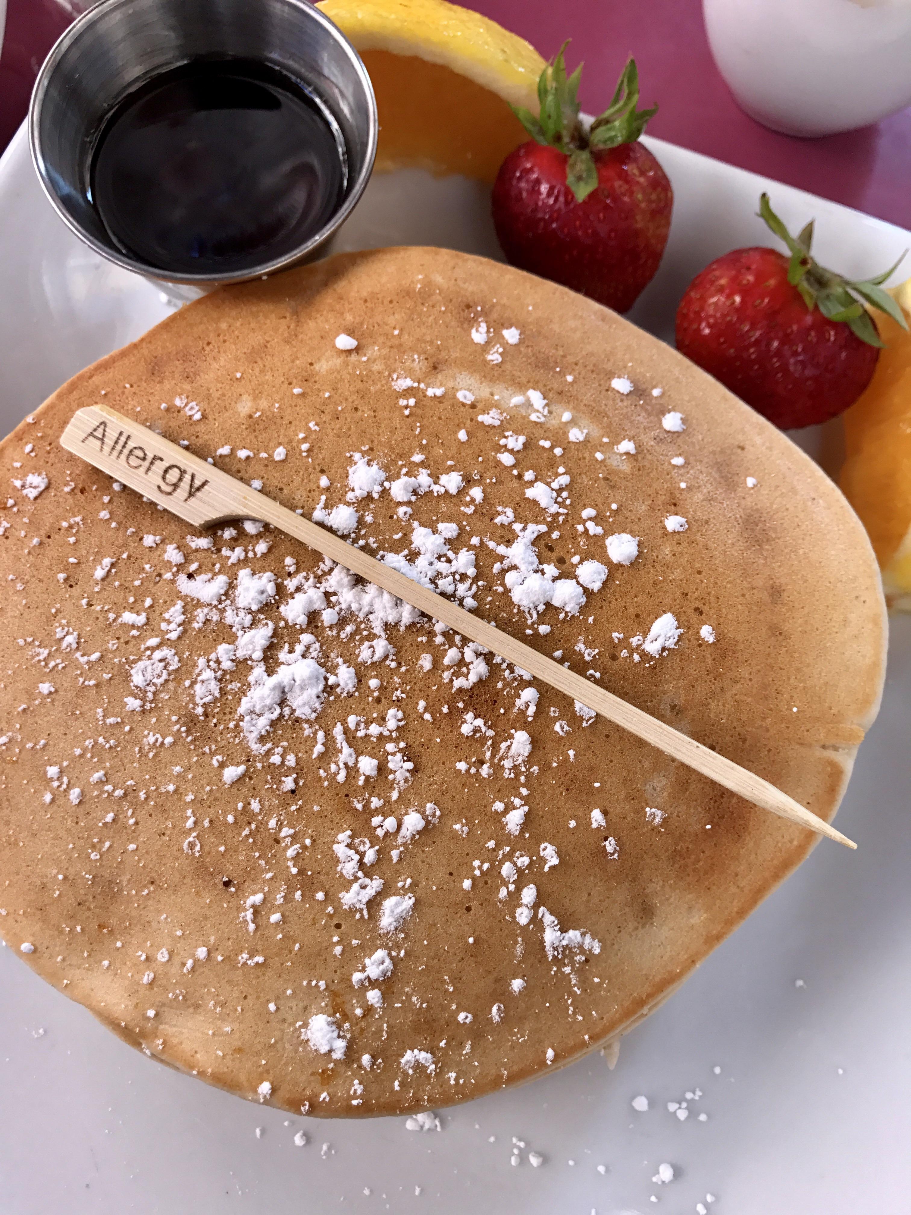 My Disneyland experience has been so vegan friendly! Applegranola