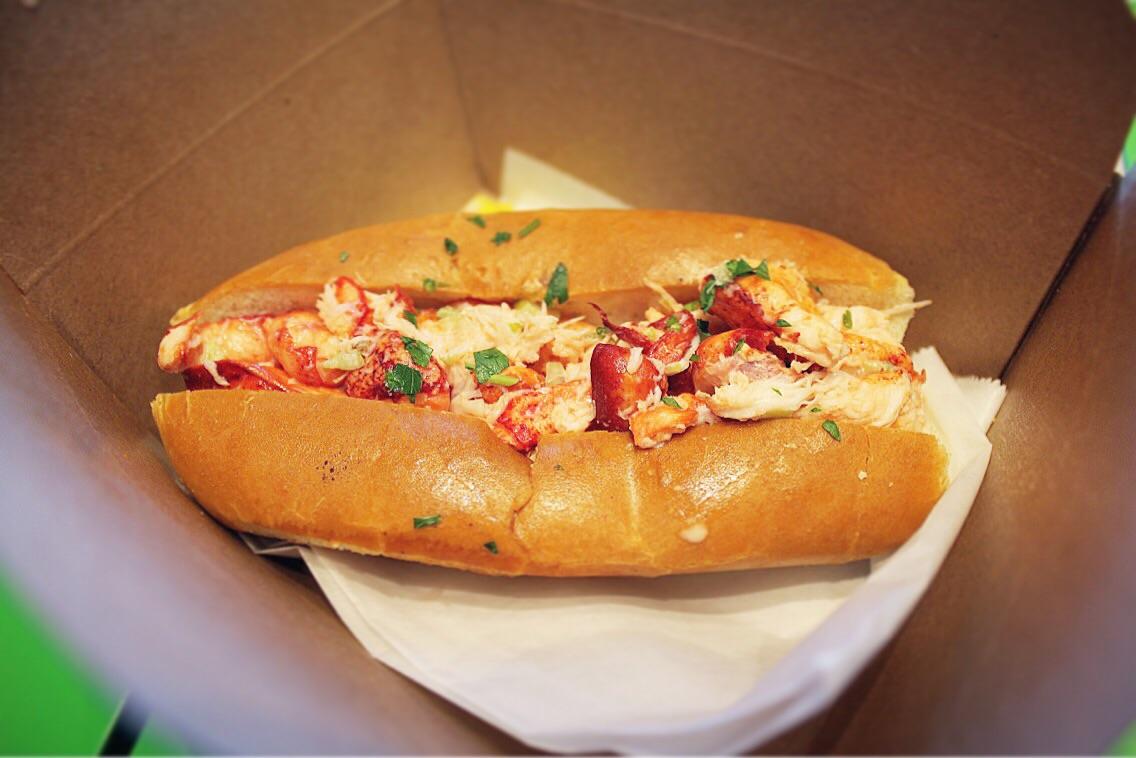 [I Ate] Boston Lobster Roll r/food
