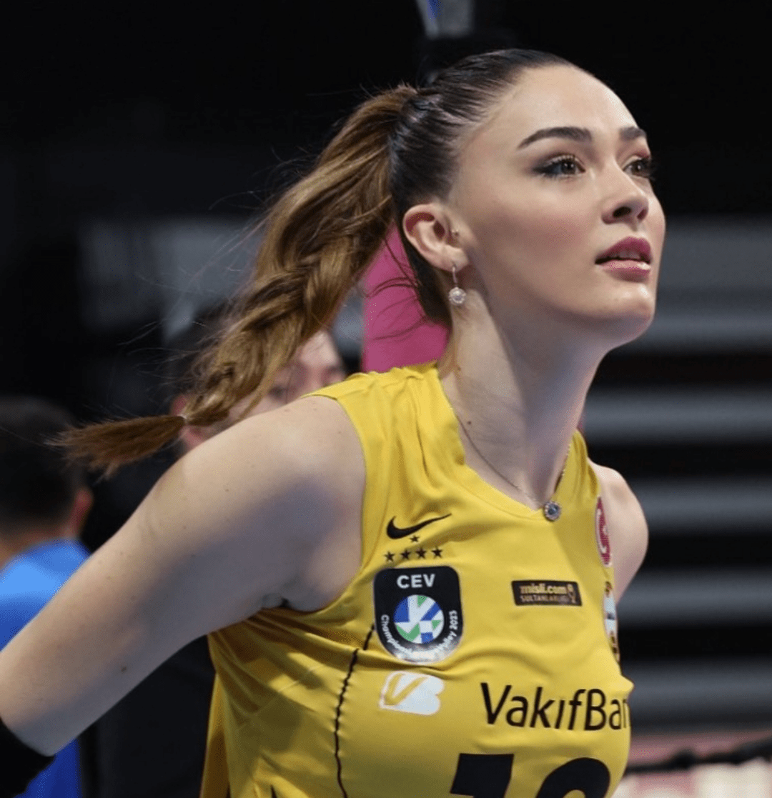 Zehra Güne? – Sexy Modelos Famosas