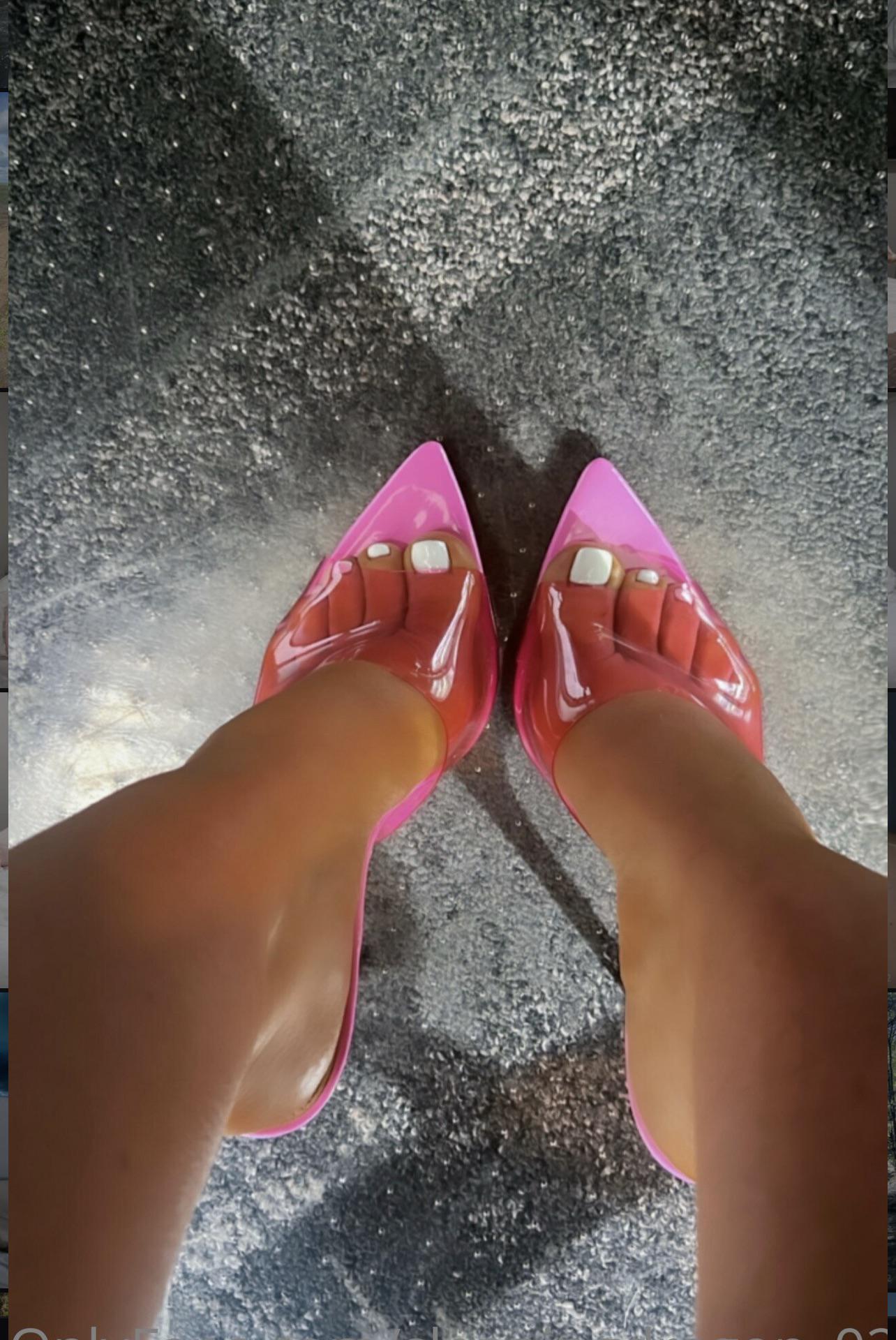 @sleepingdragon_02 : Fuckmeshoes