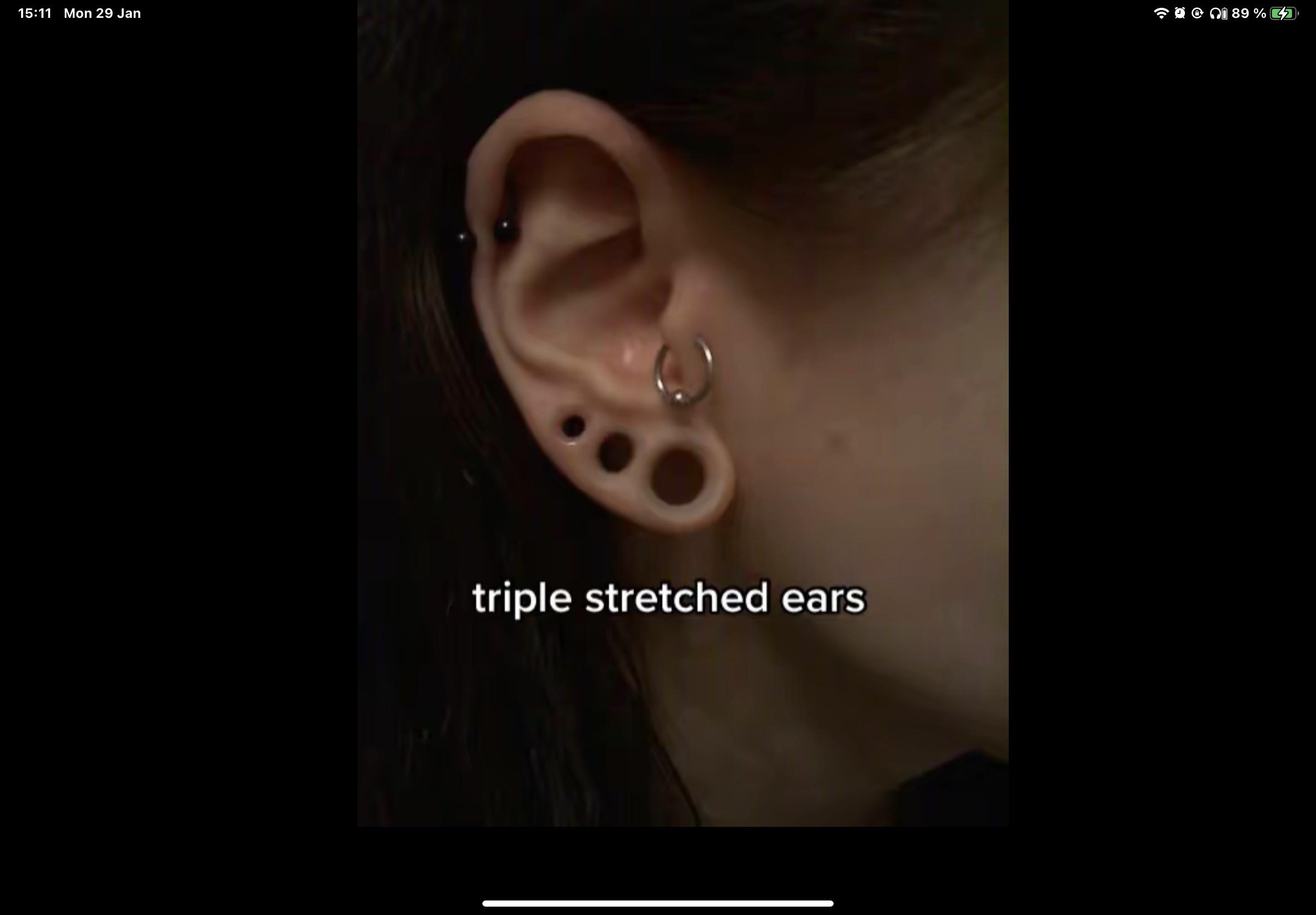 How do i stretch three piercings in one earlobe? r/Stretched