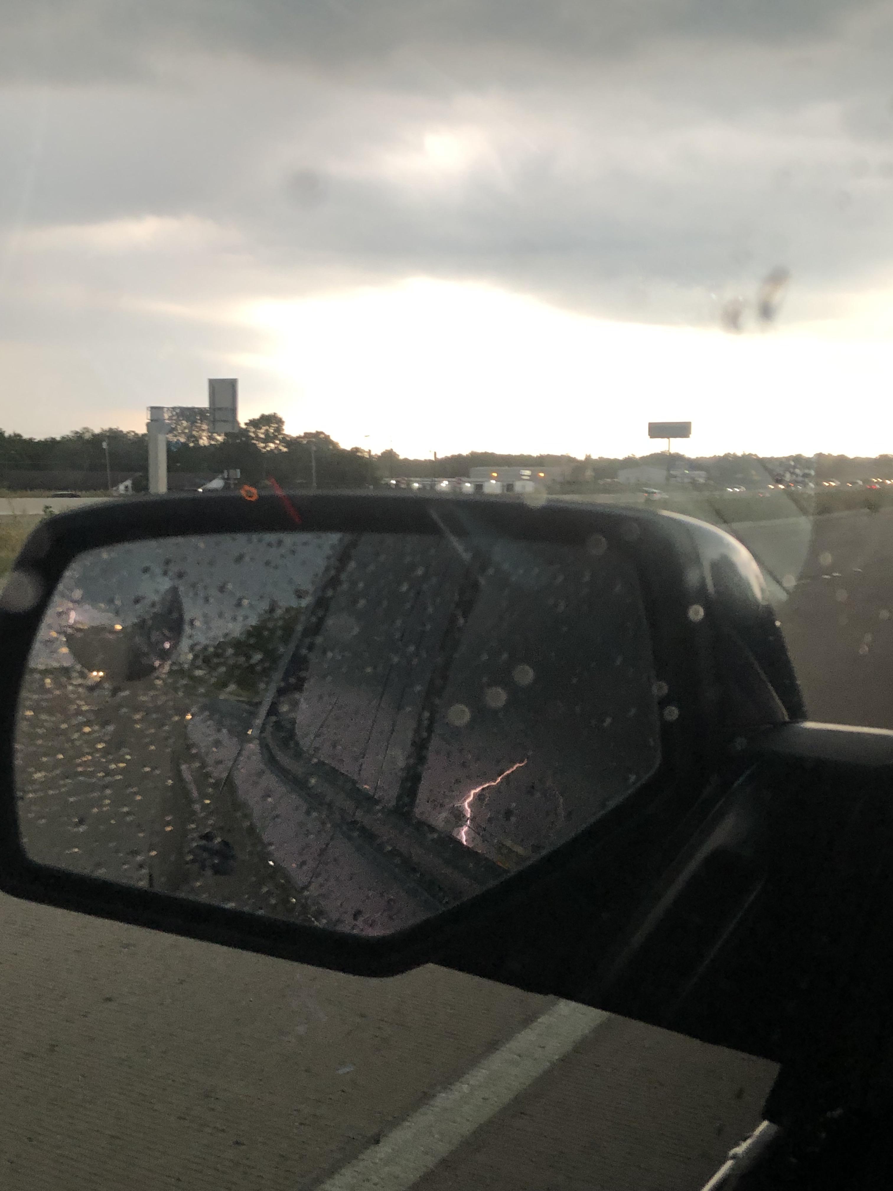 Belton, Texas. Texans trying to explain Texas weather be like..... r