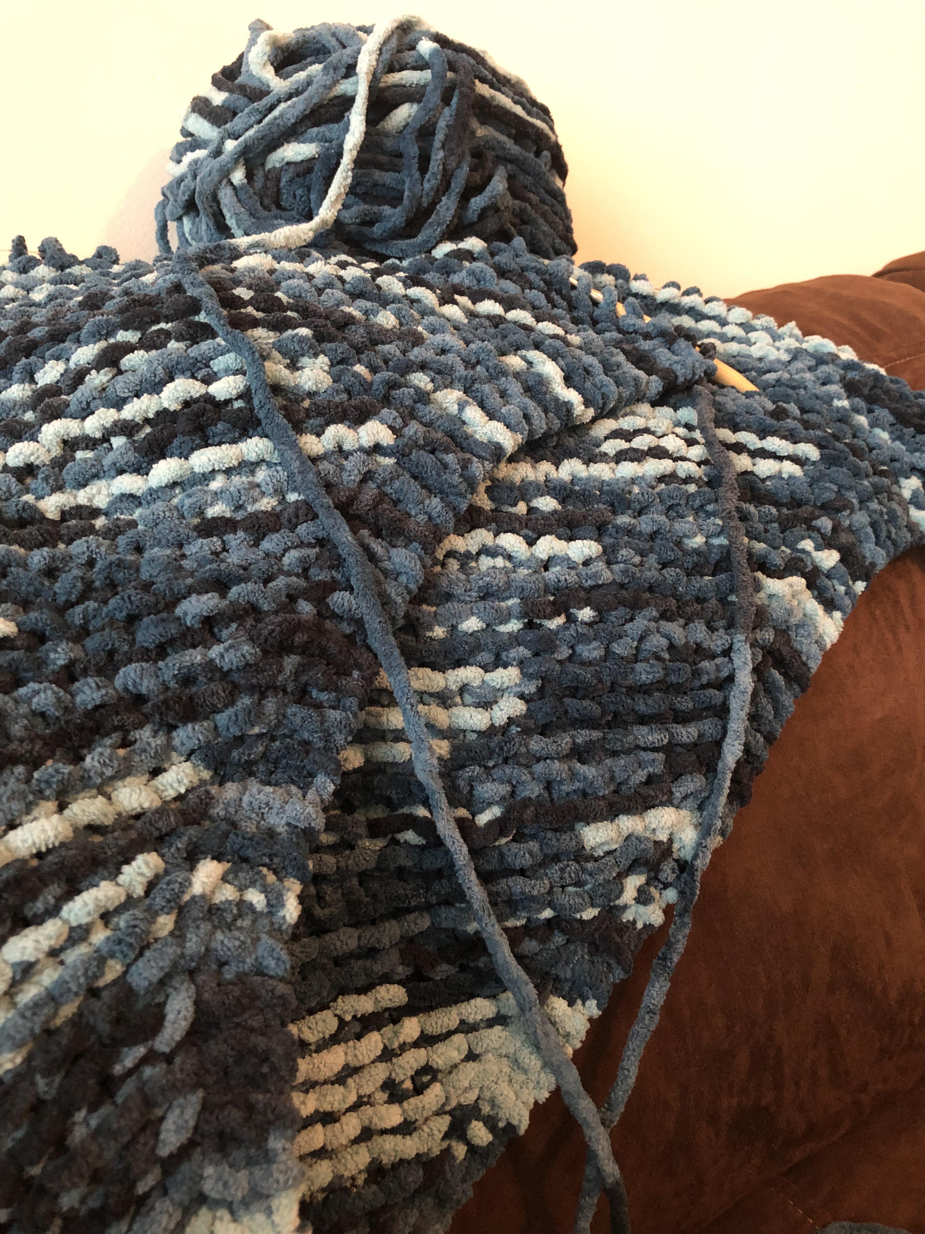 Lap Blanket using Bernat Blanket yarn and a dishcloth pattern [Garter Stitch] r/knitting