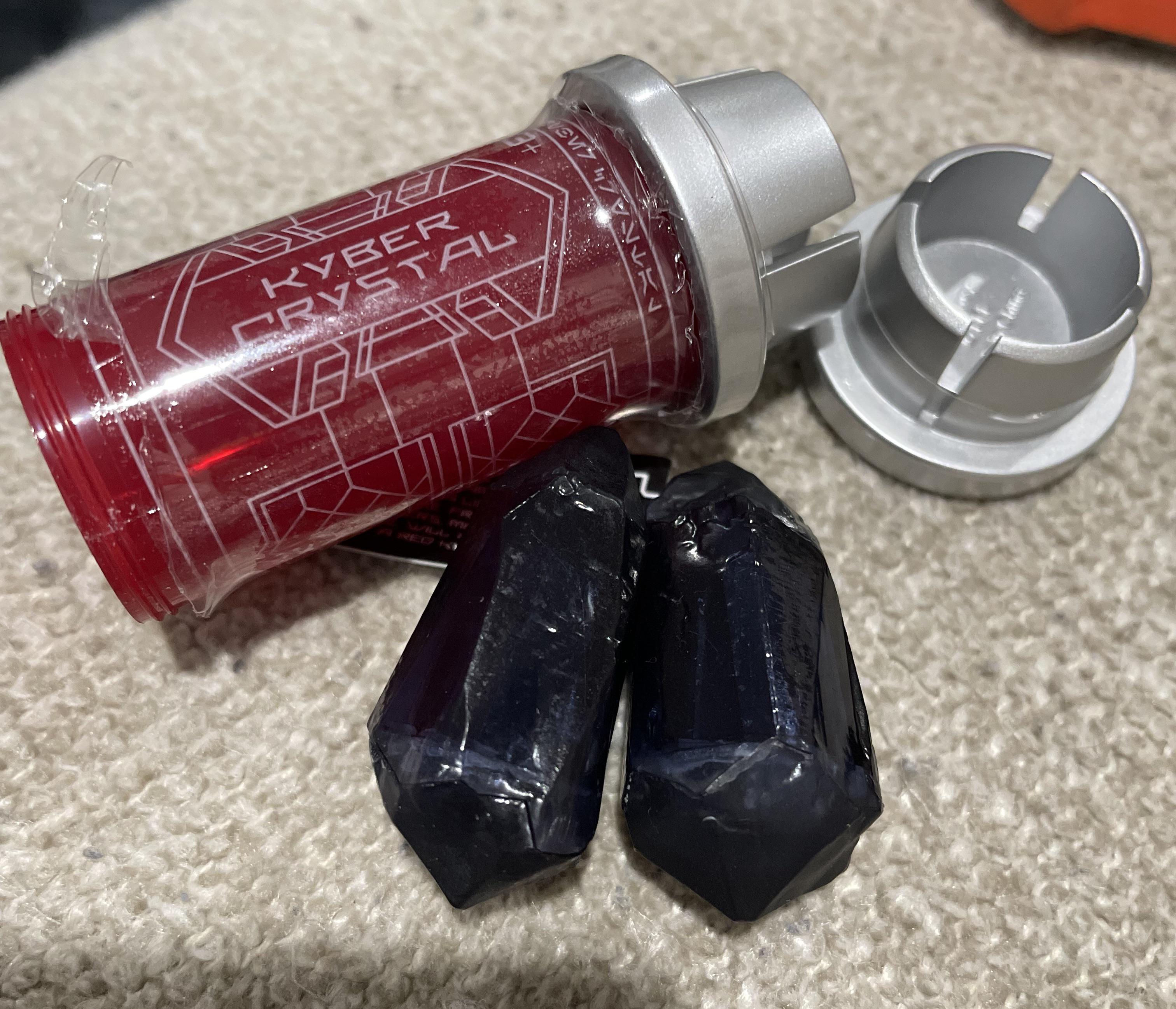 Got 2 black Kyber Crystals one day and 2 the next! r/StarWars