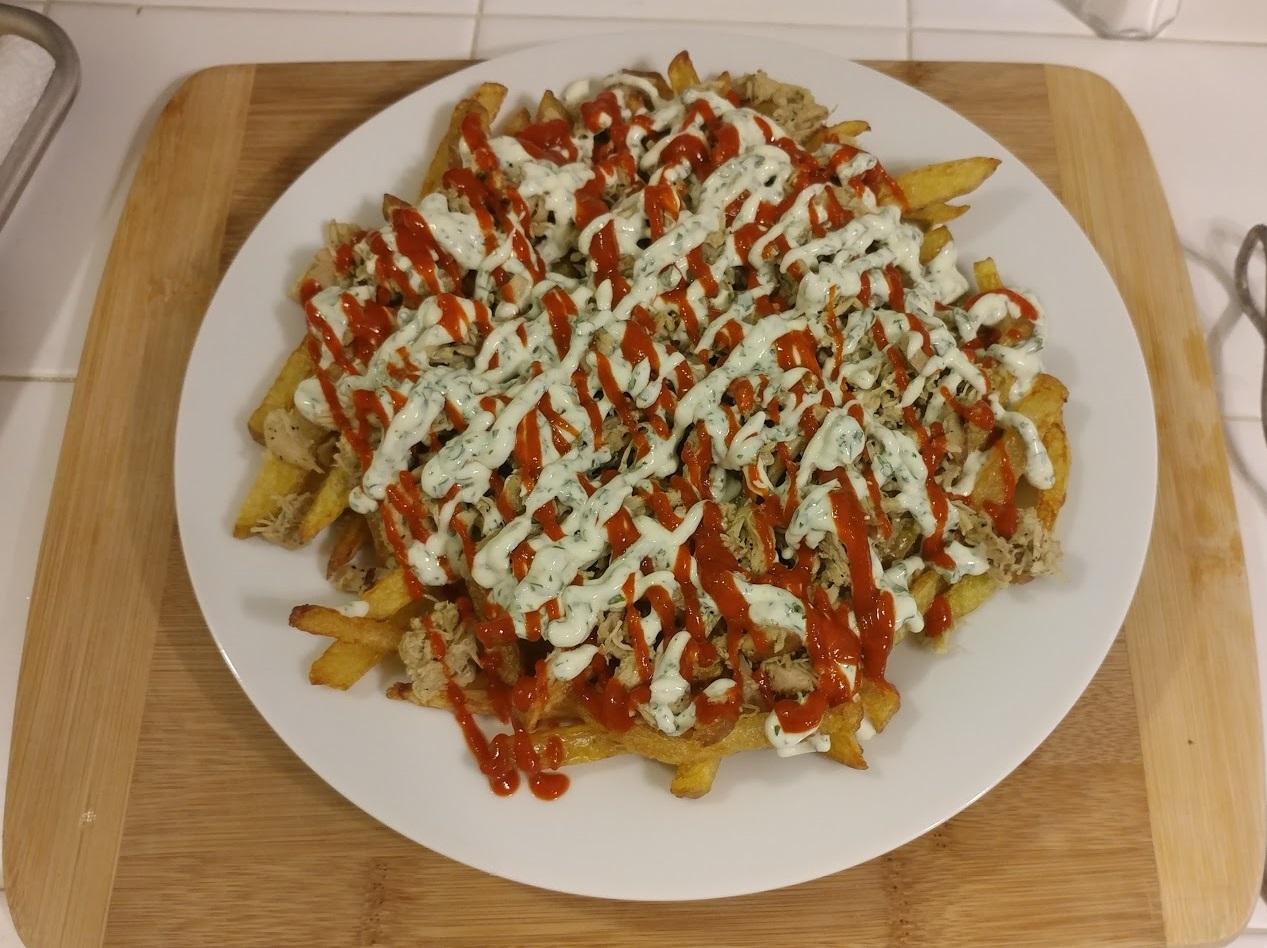 [Homemade] Halal style chicken over fries r/food