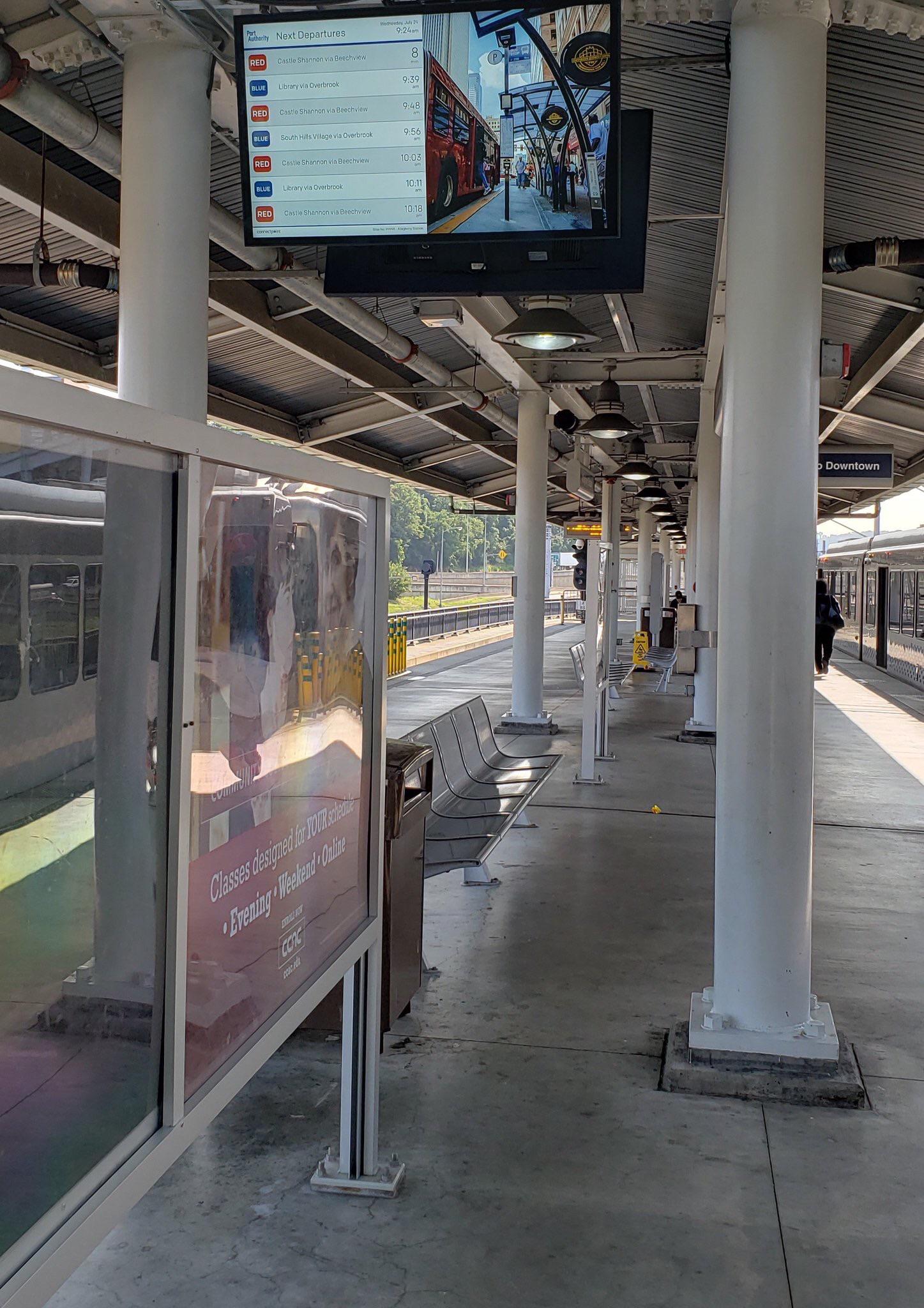 Port Authority adds realtime tracker displays to some T stops r