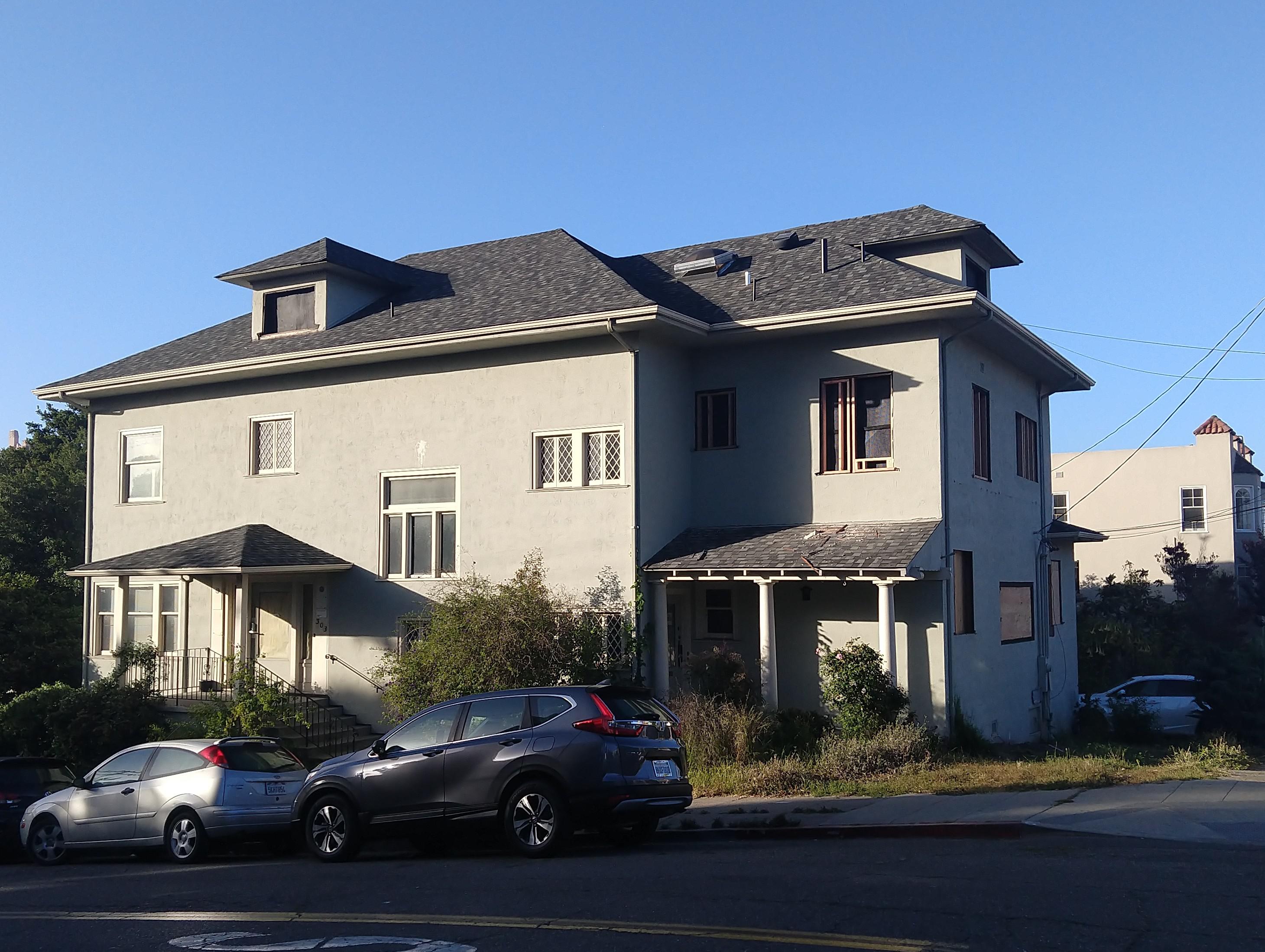 Anyone know what's going to be built at 303 Van Buren in Adams Point