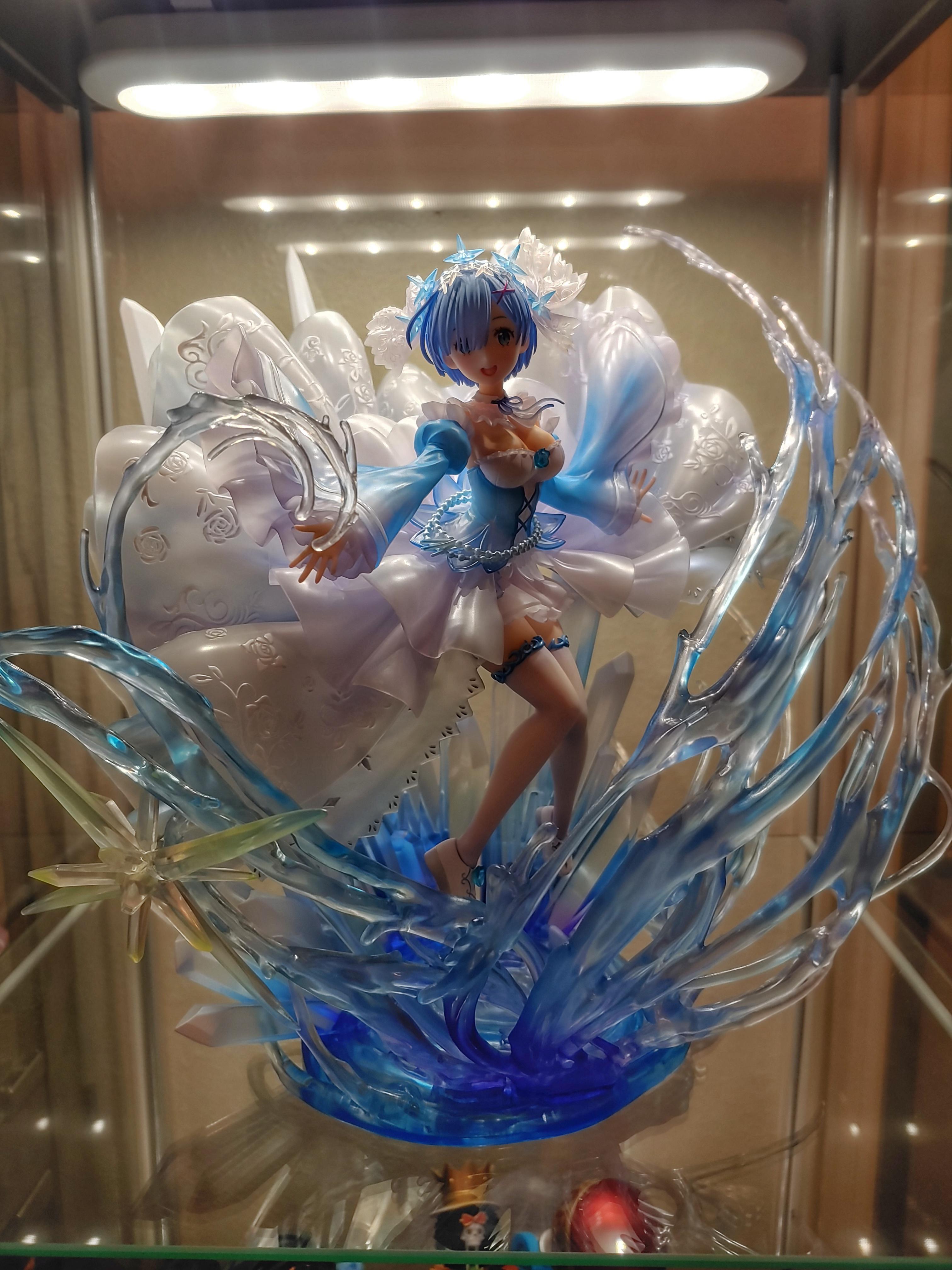 Just got this Rem and definitely one of my favorite figures. r