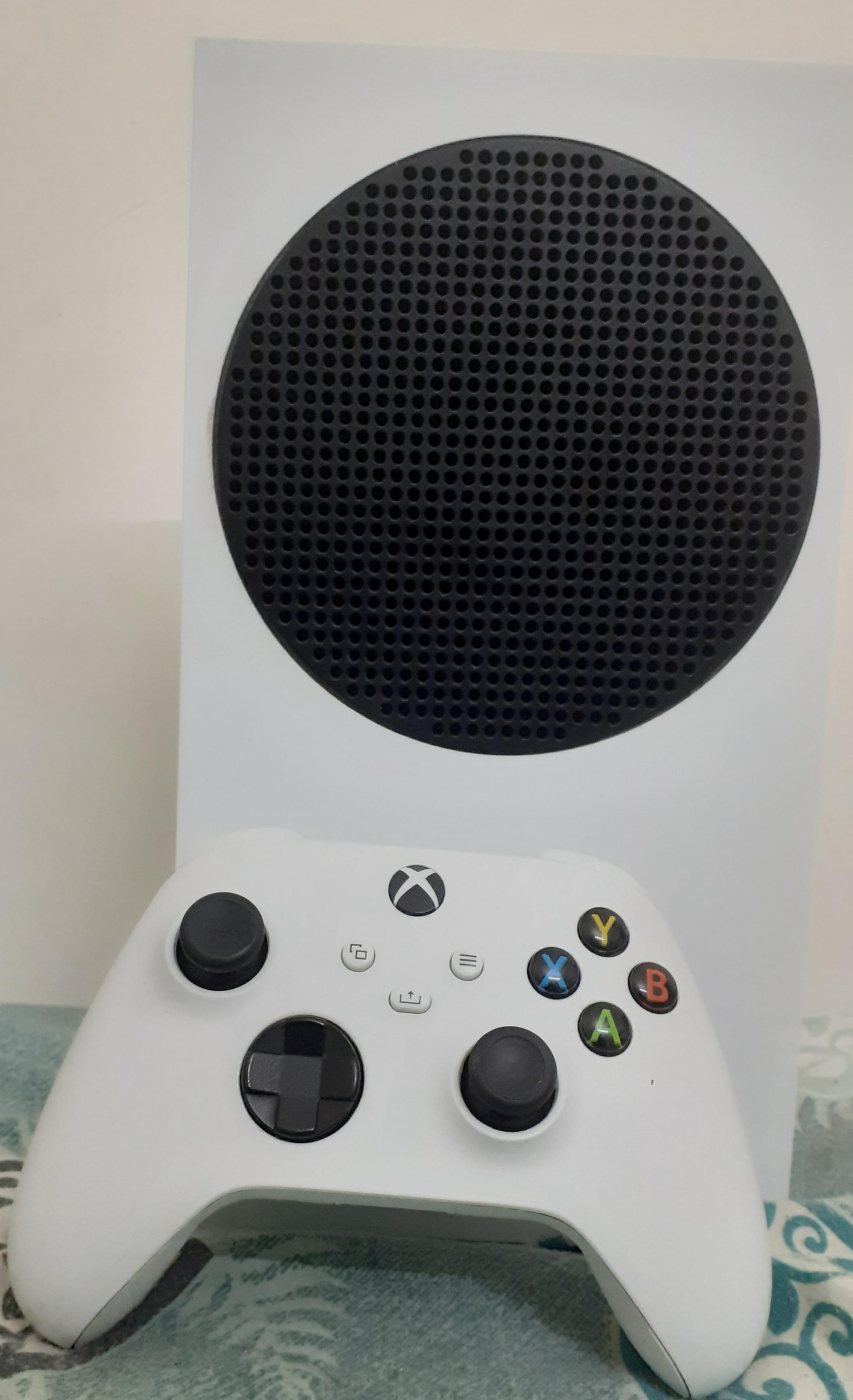 Want to sell my Xbox Series S r/XboxIndia