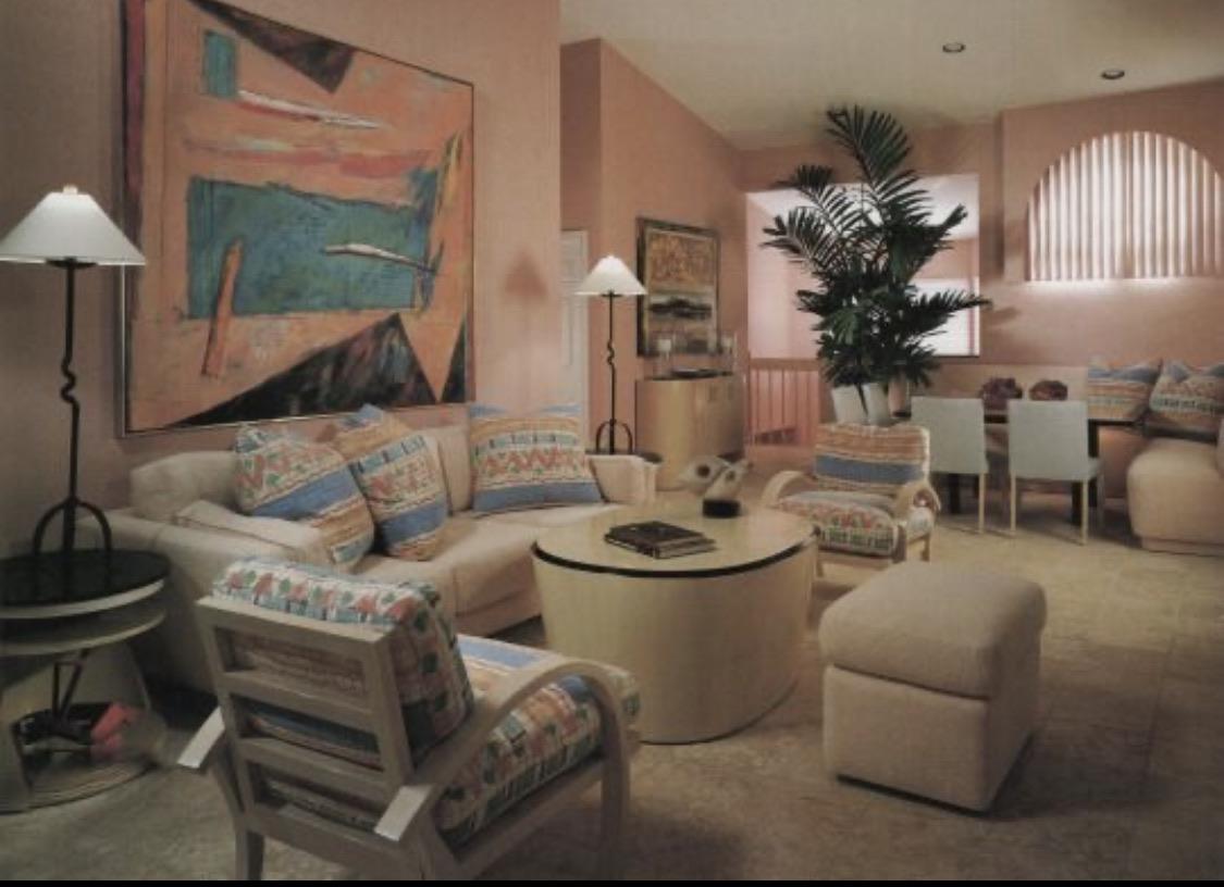 This looks like it would’ve been the decor of a house by the beach 🌴