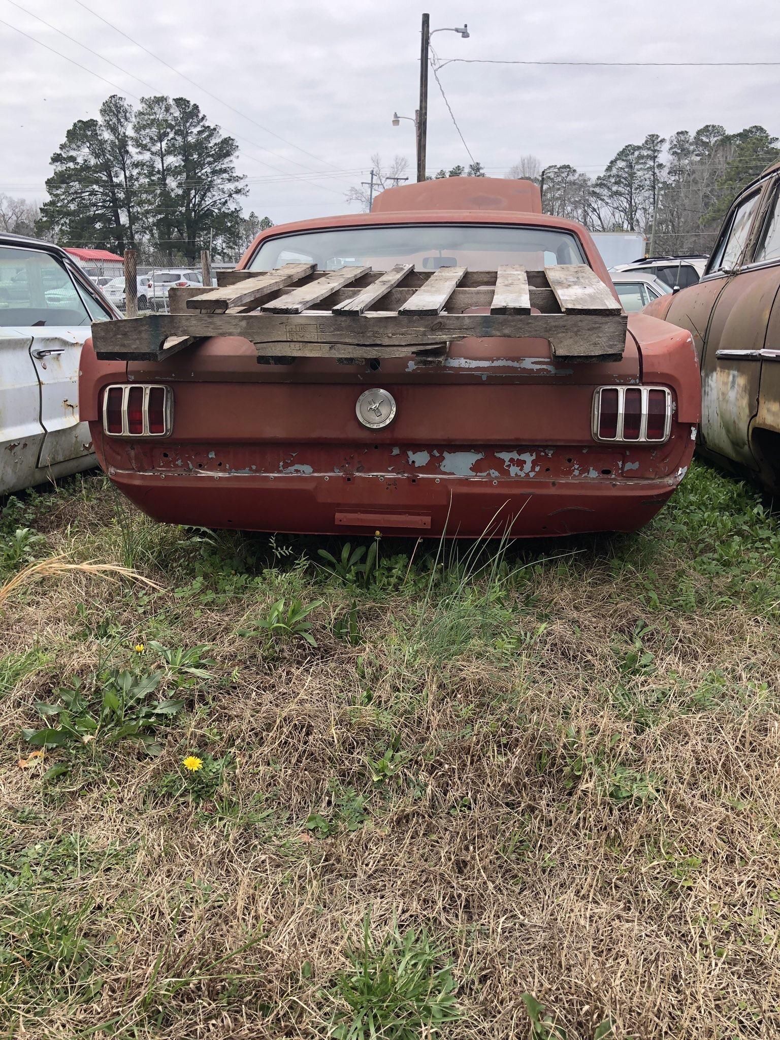 rear end : r/namethatcar
