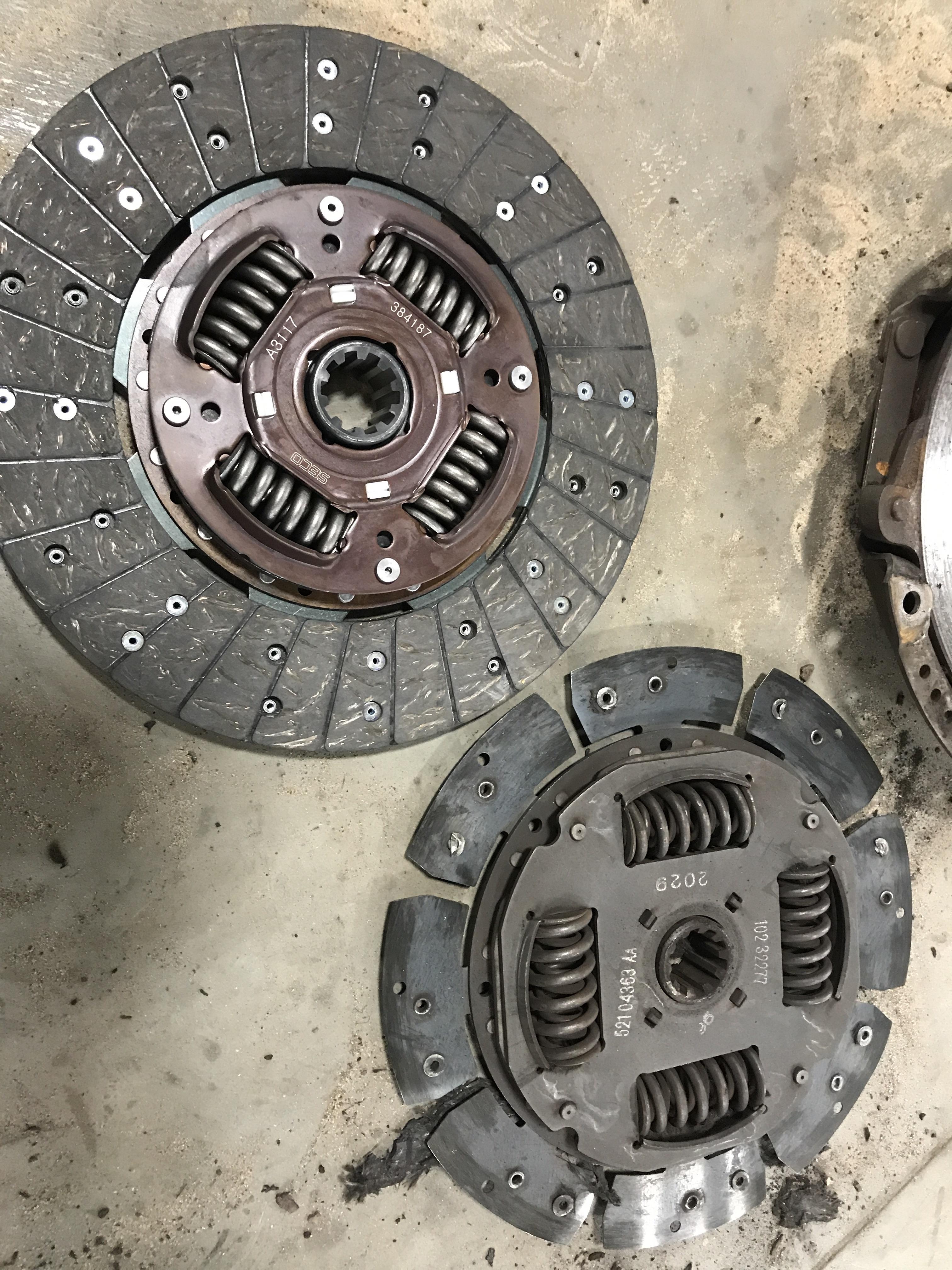 C/S won't move in any gear, can shift without pushing clutch. r