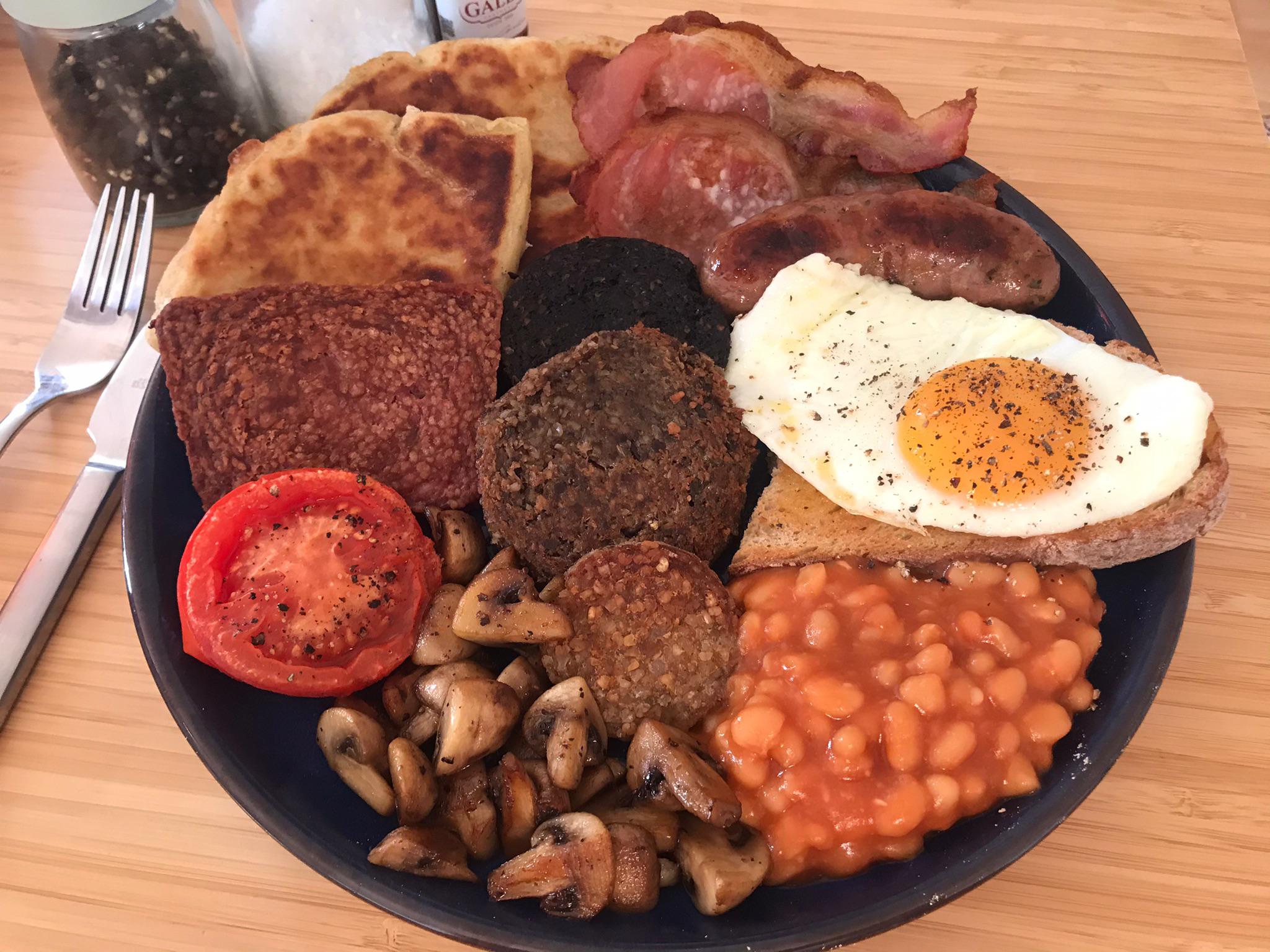 First attempt at a Scottish breakfast r/Scotland