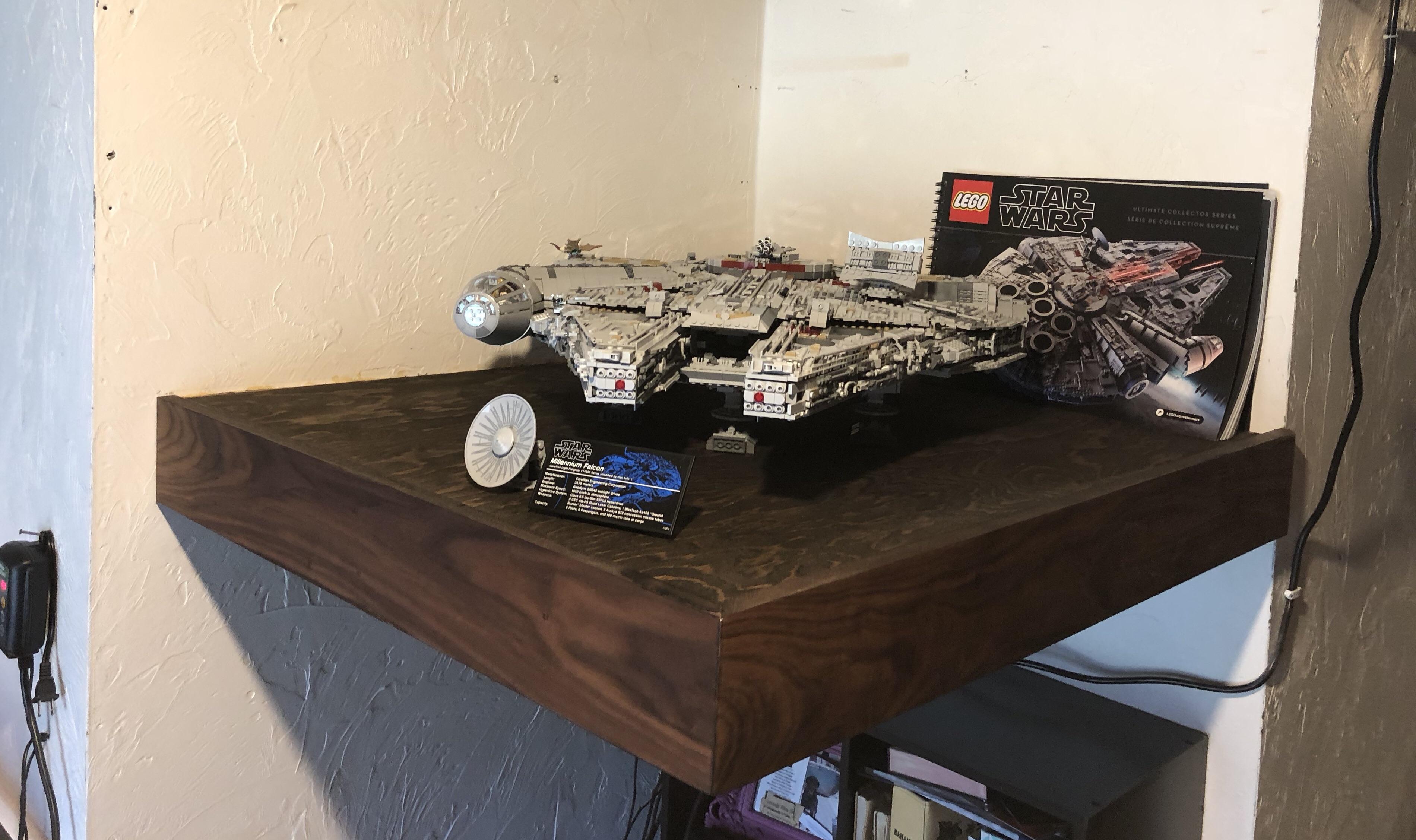Built floating shelf for my UCS Millennium Falcon 75192 r/lego