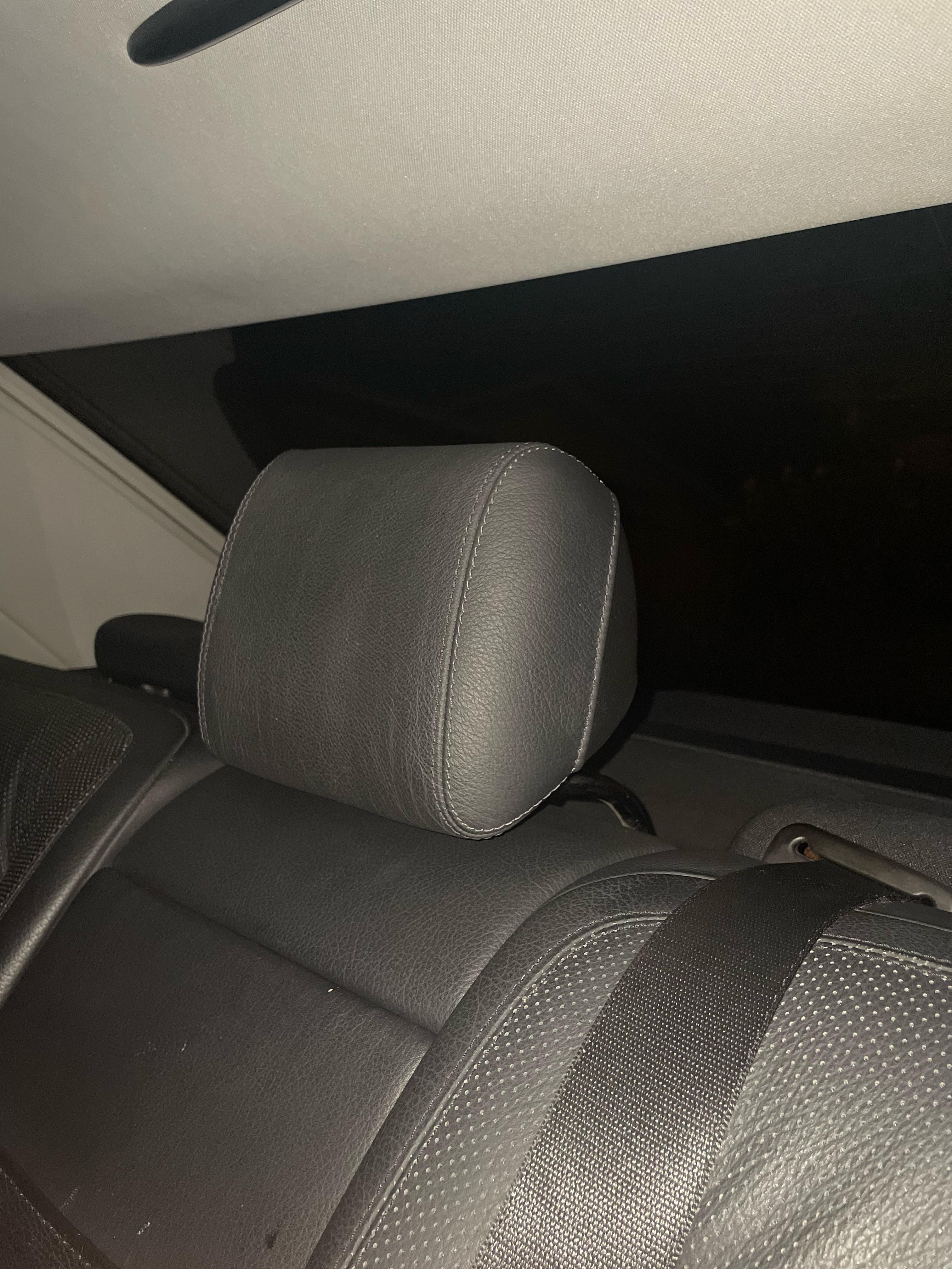 How Do You Lower The Rear Headrest On A Mercedes Psycho Autos