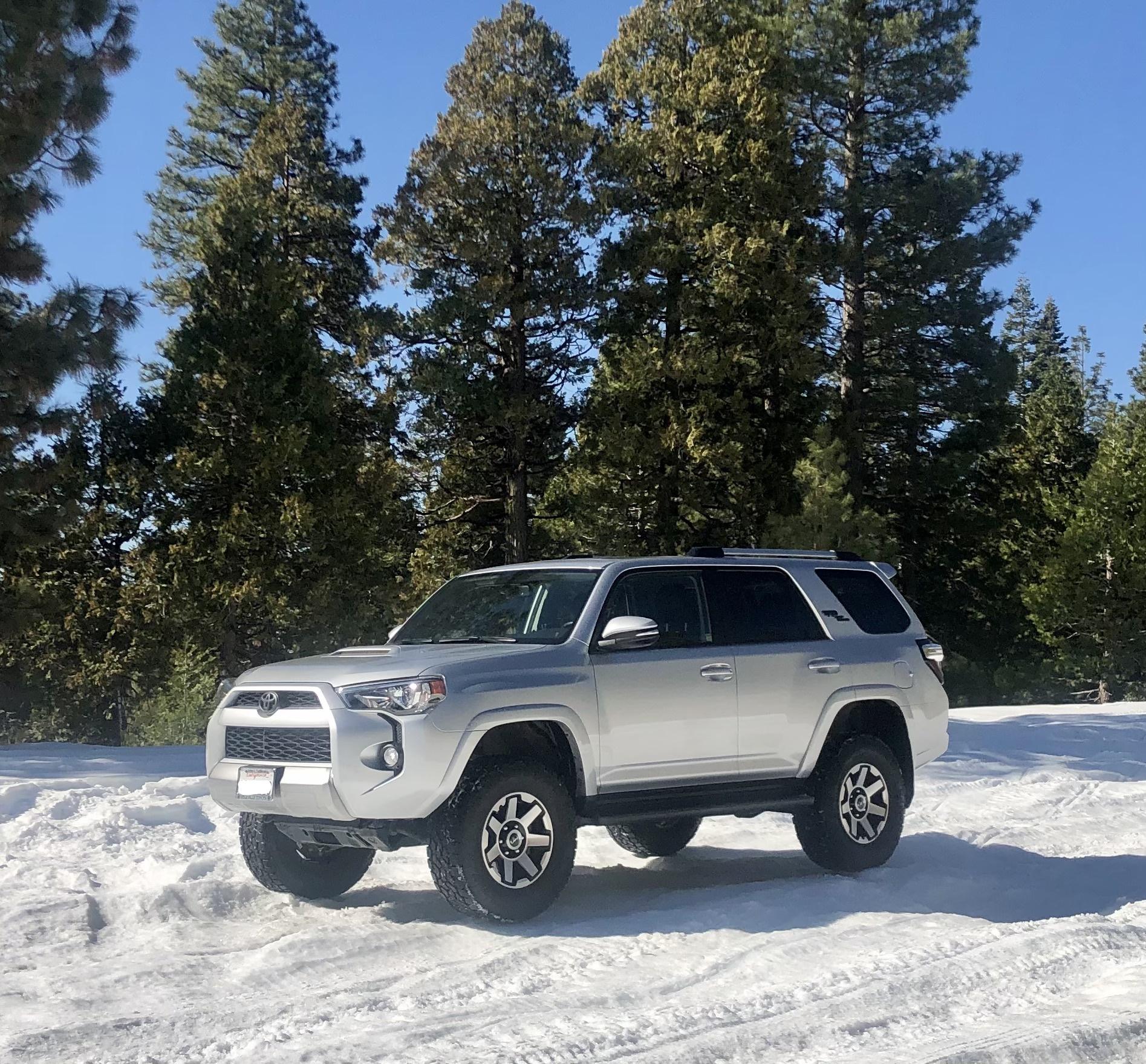 4runner fun in the snow r/4Runner