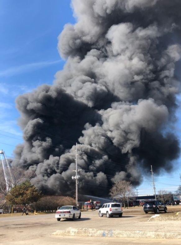 Commercial fire in Elkhart, IN. Explosions reported inside Forest River building. r/GoRVing