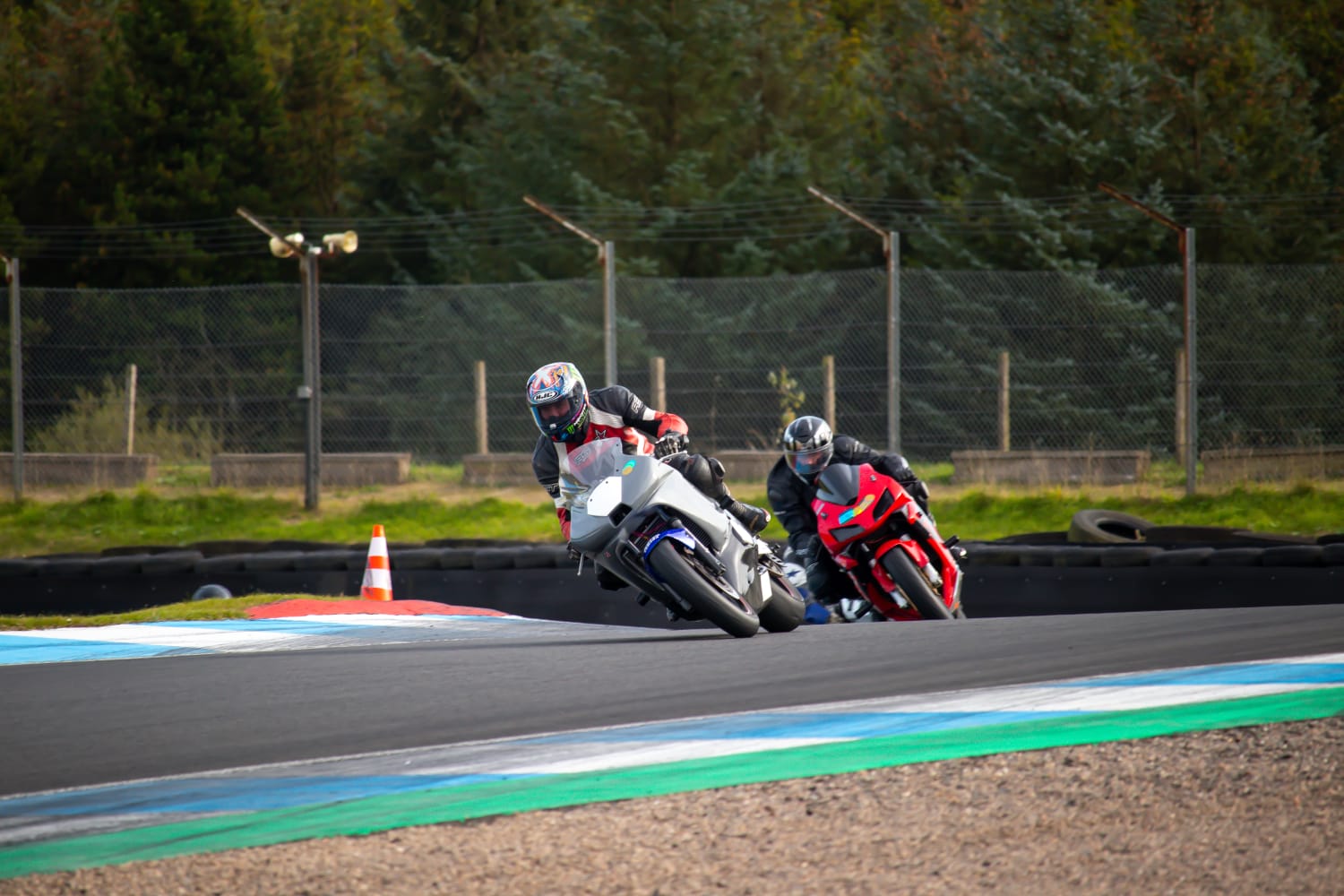 A shot of me from knockhill today. r/Trackdays