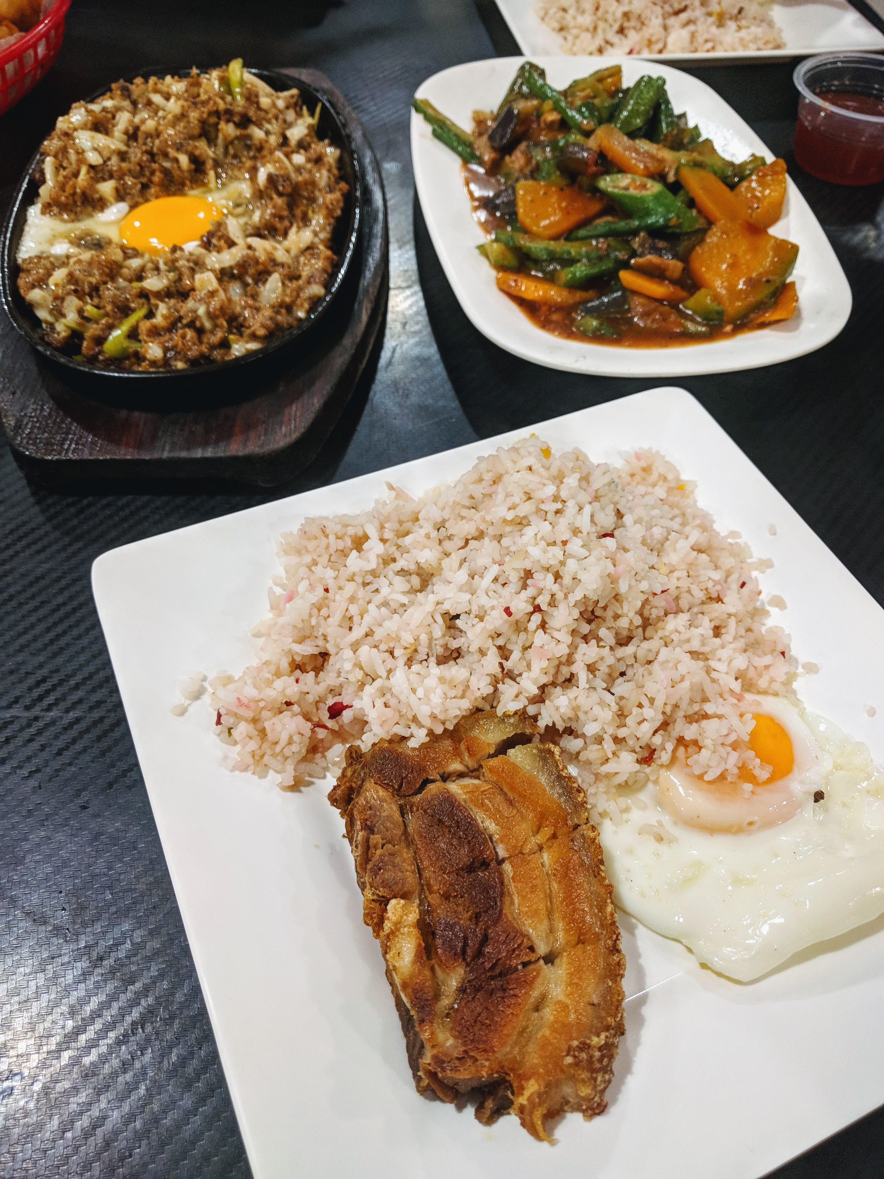 [I ate] Filipino food Sisig, porksilog, pinakbet r/food