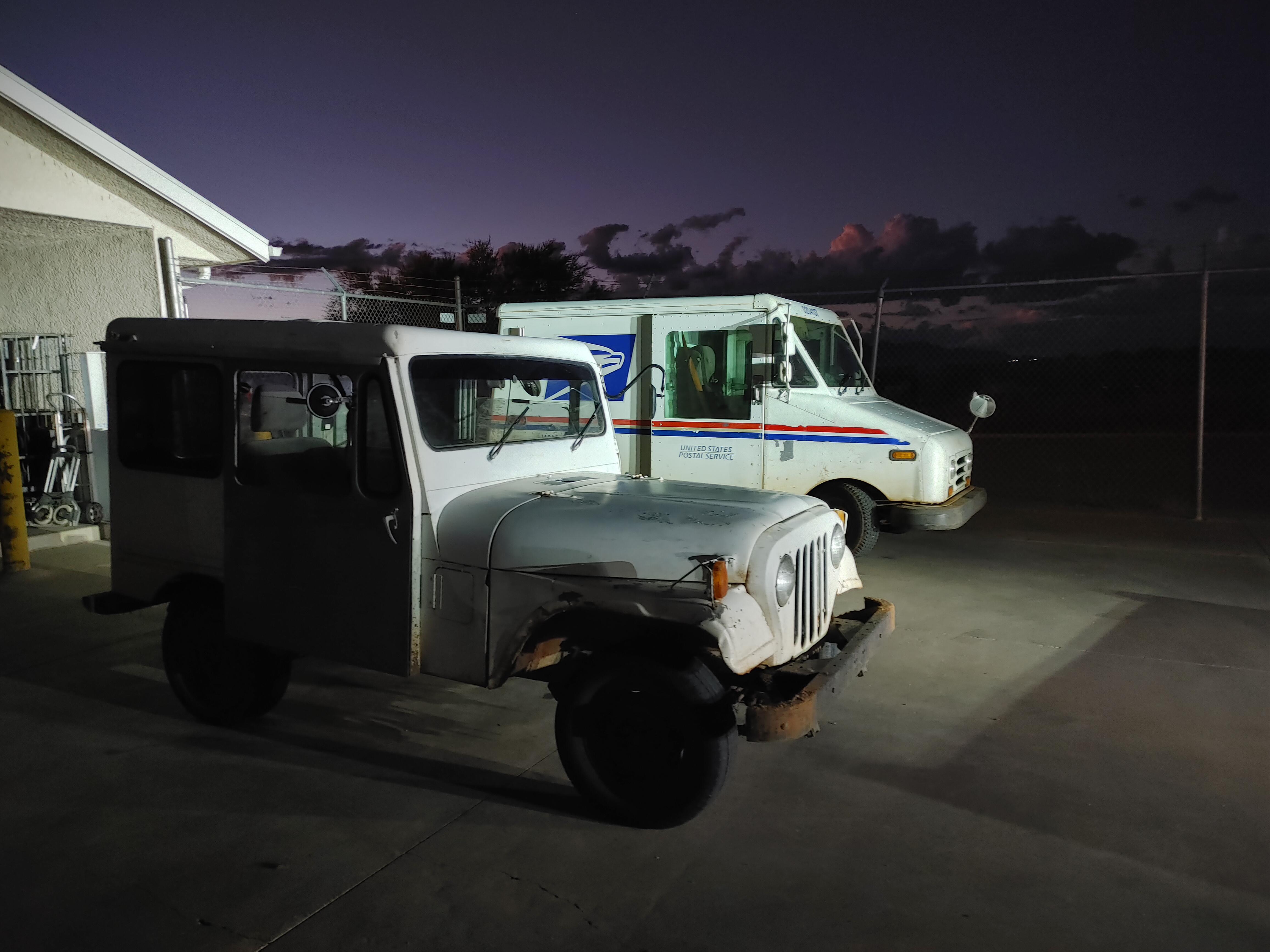 Two icons at the Huachuca City Station. r/USPS