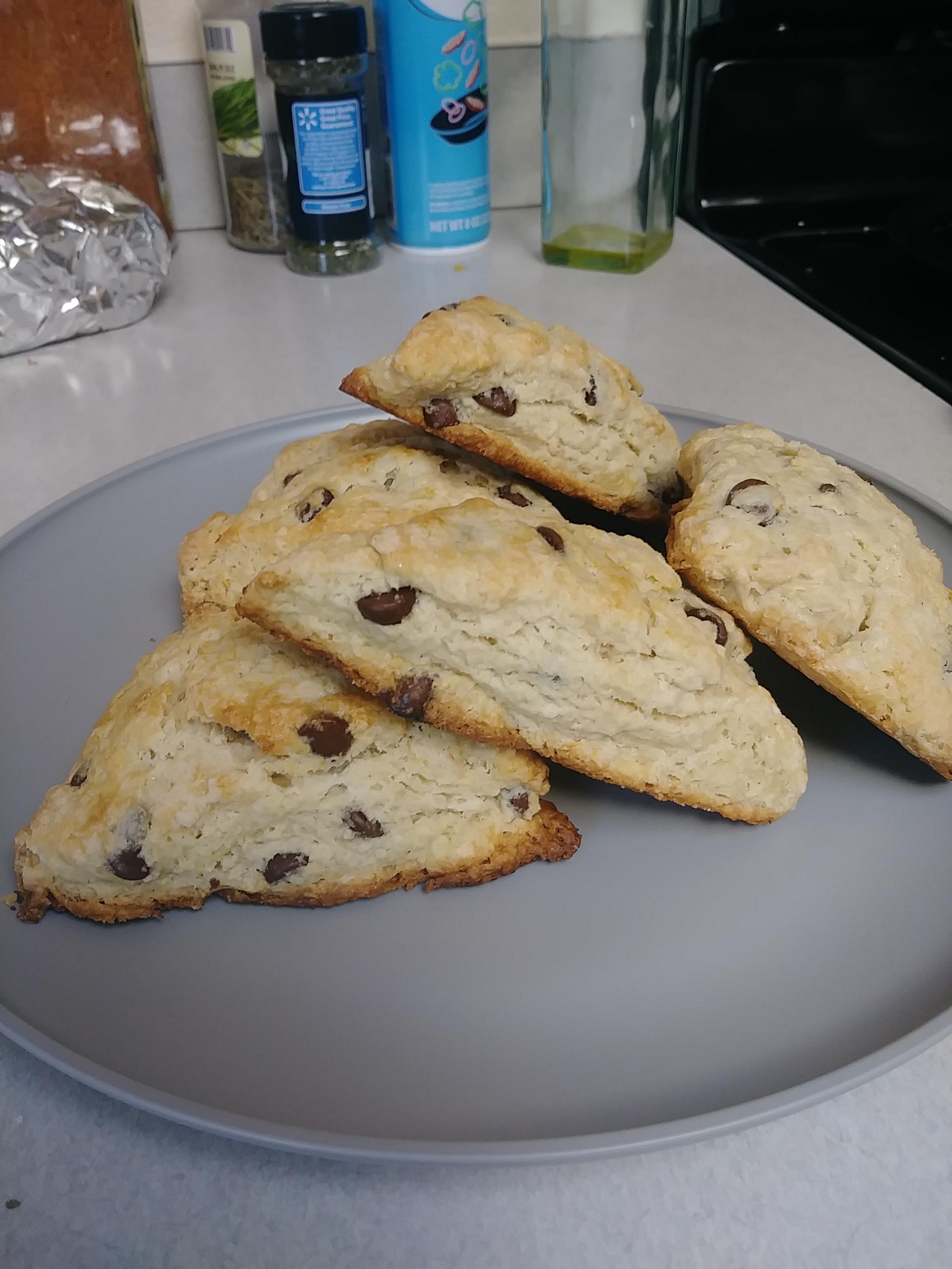 Chocolate chip scones made with discarded starter! r/Sourdough