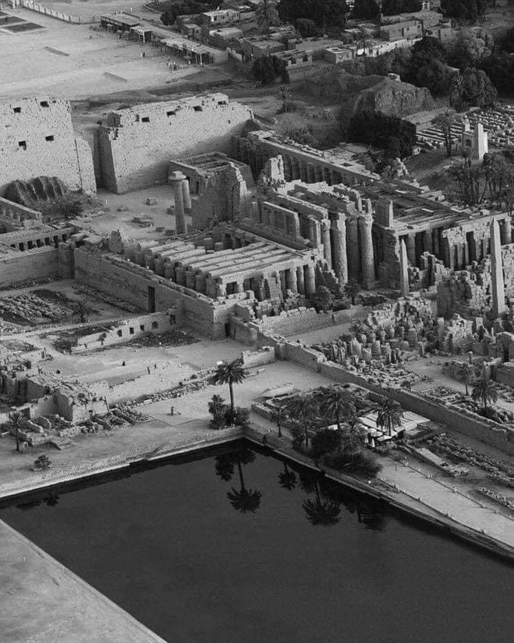 The Holy Lake in Luxor is one of the wonders of the ancient Egyptian