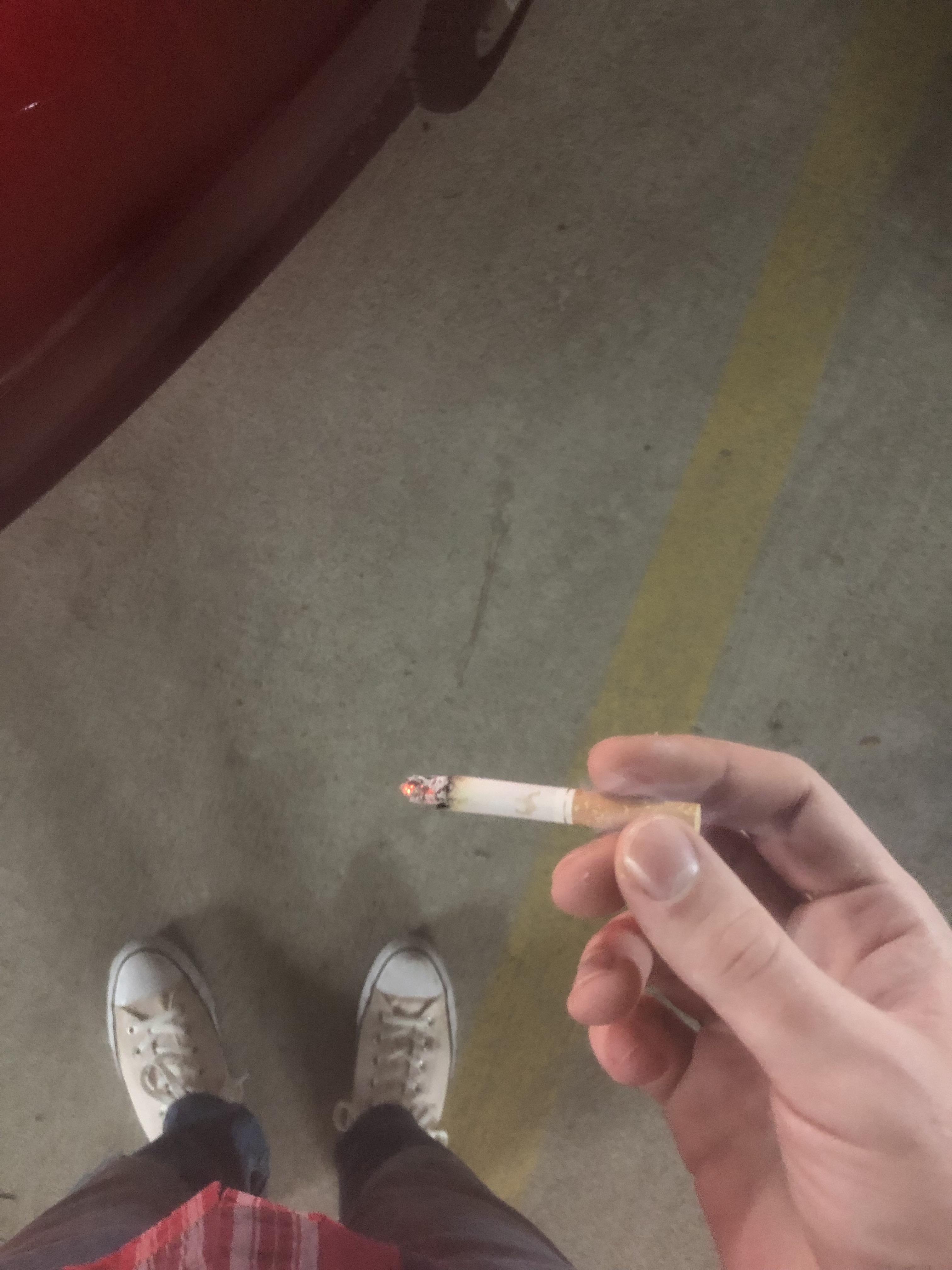 Thé best chain smoking cigarettes r/Cigarettes