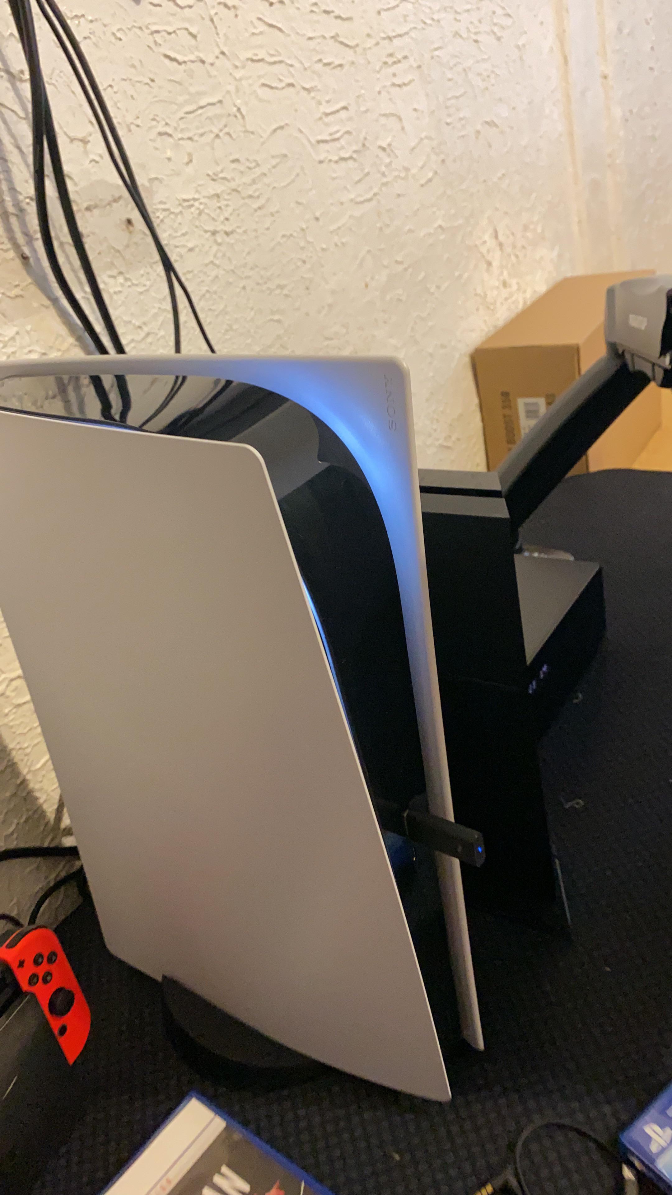 Sadly I sold my PS5. My friend came over and realize I was only playing