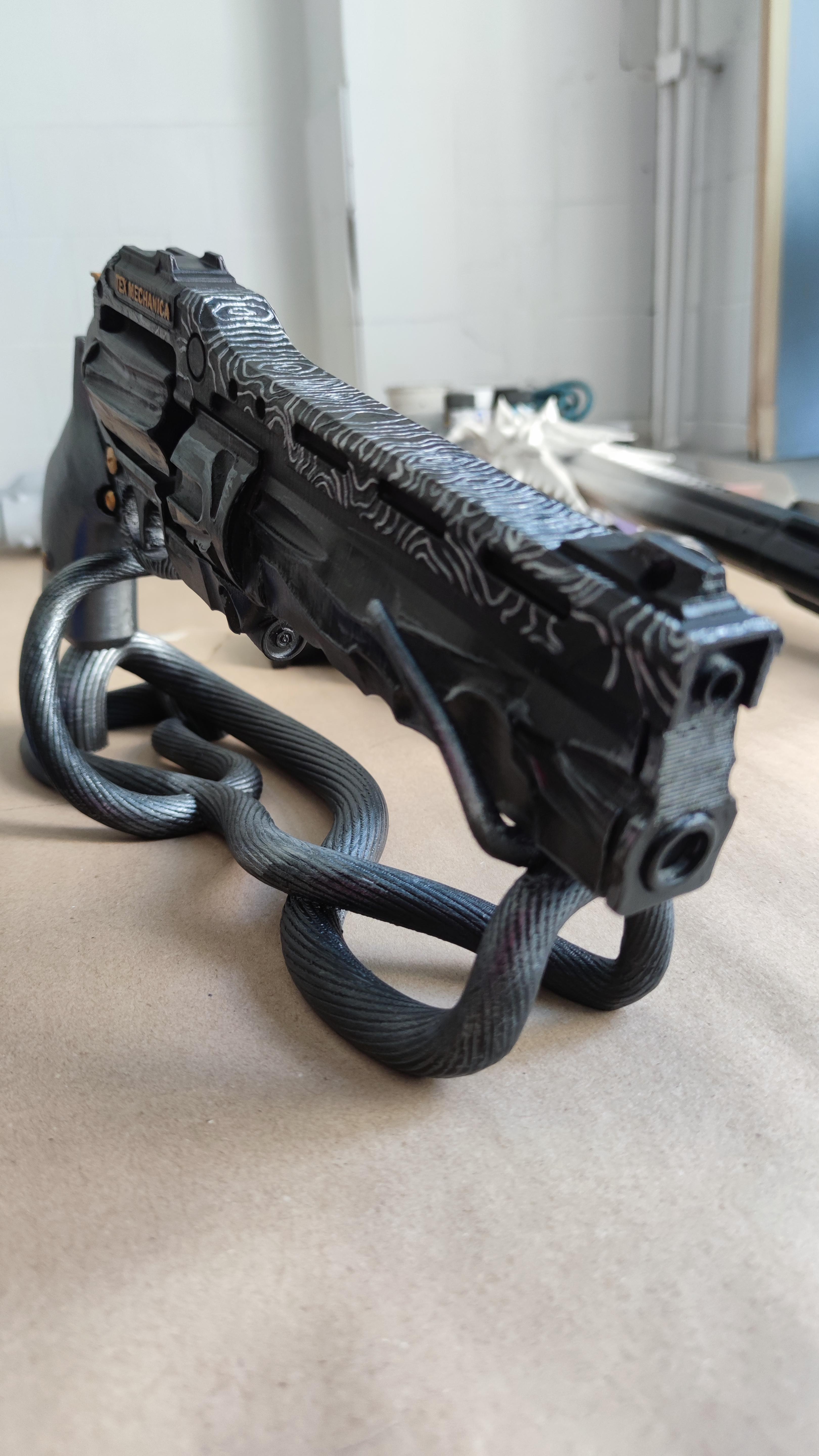 [cosplay props] Last Word Heated exchange and stand for hand cannon