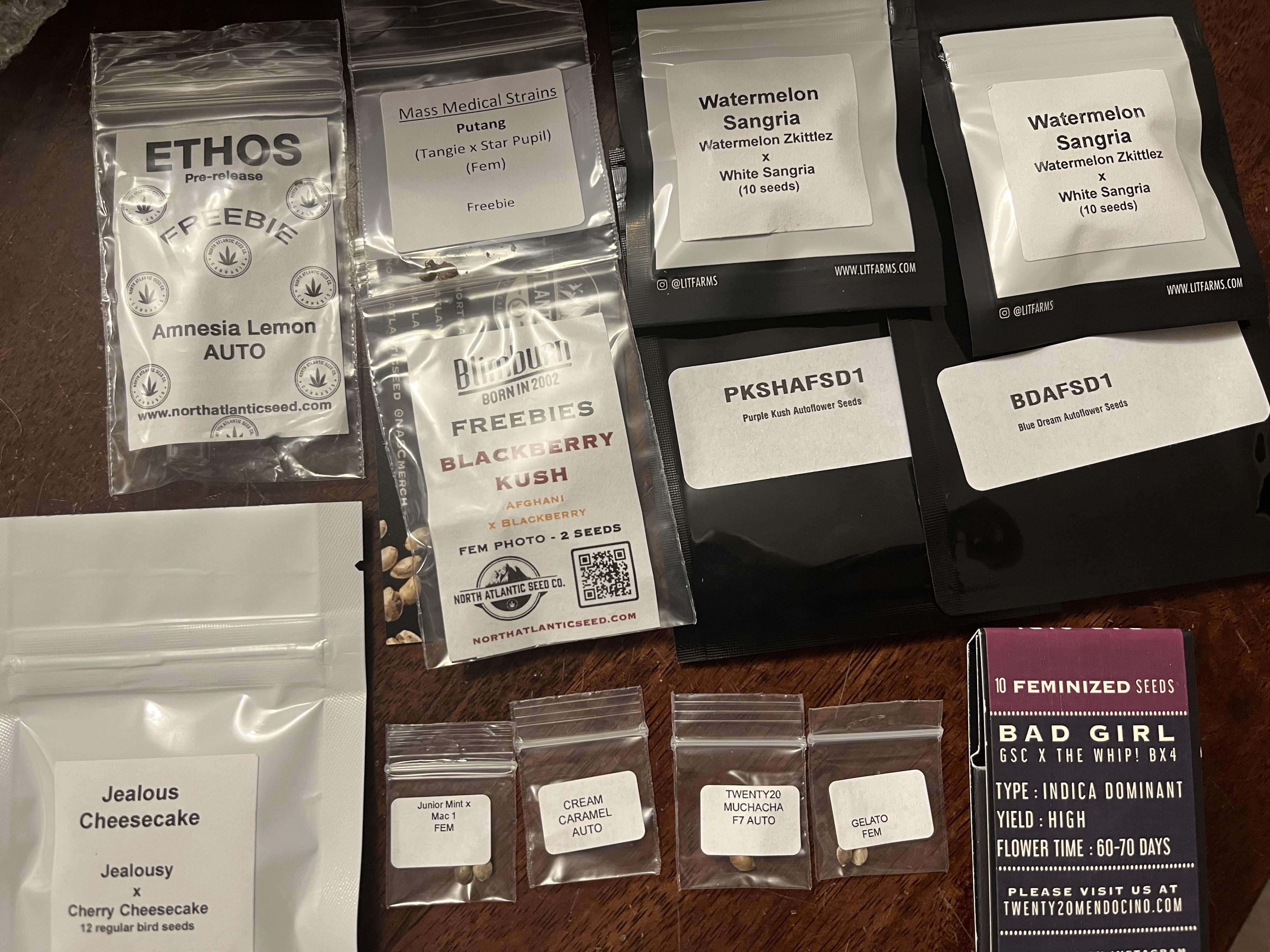 What is the best way to store seeds long term? r/microgrowery