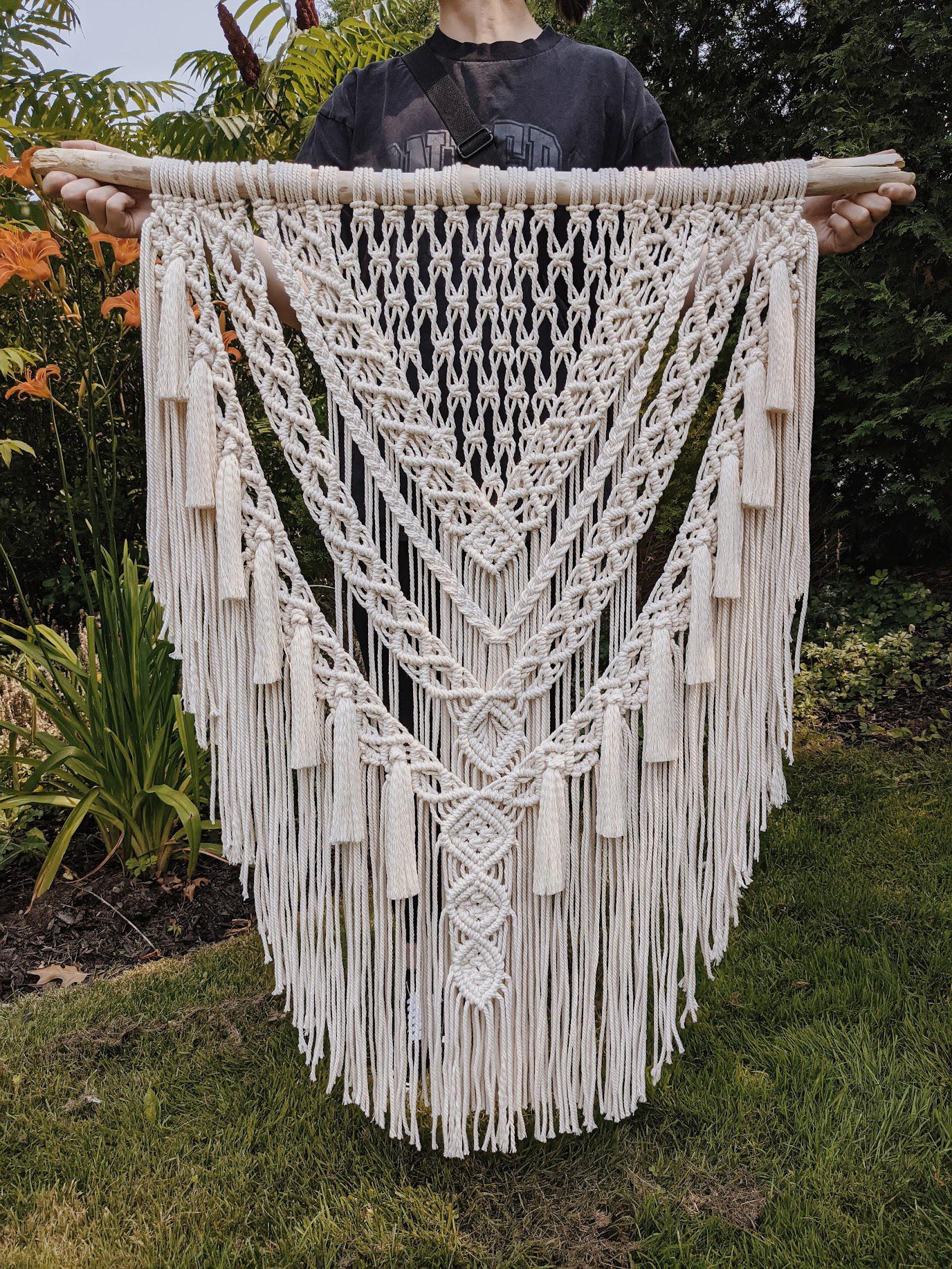 I’ve been trying alternatives to macrame cord and made this from a mop