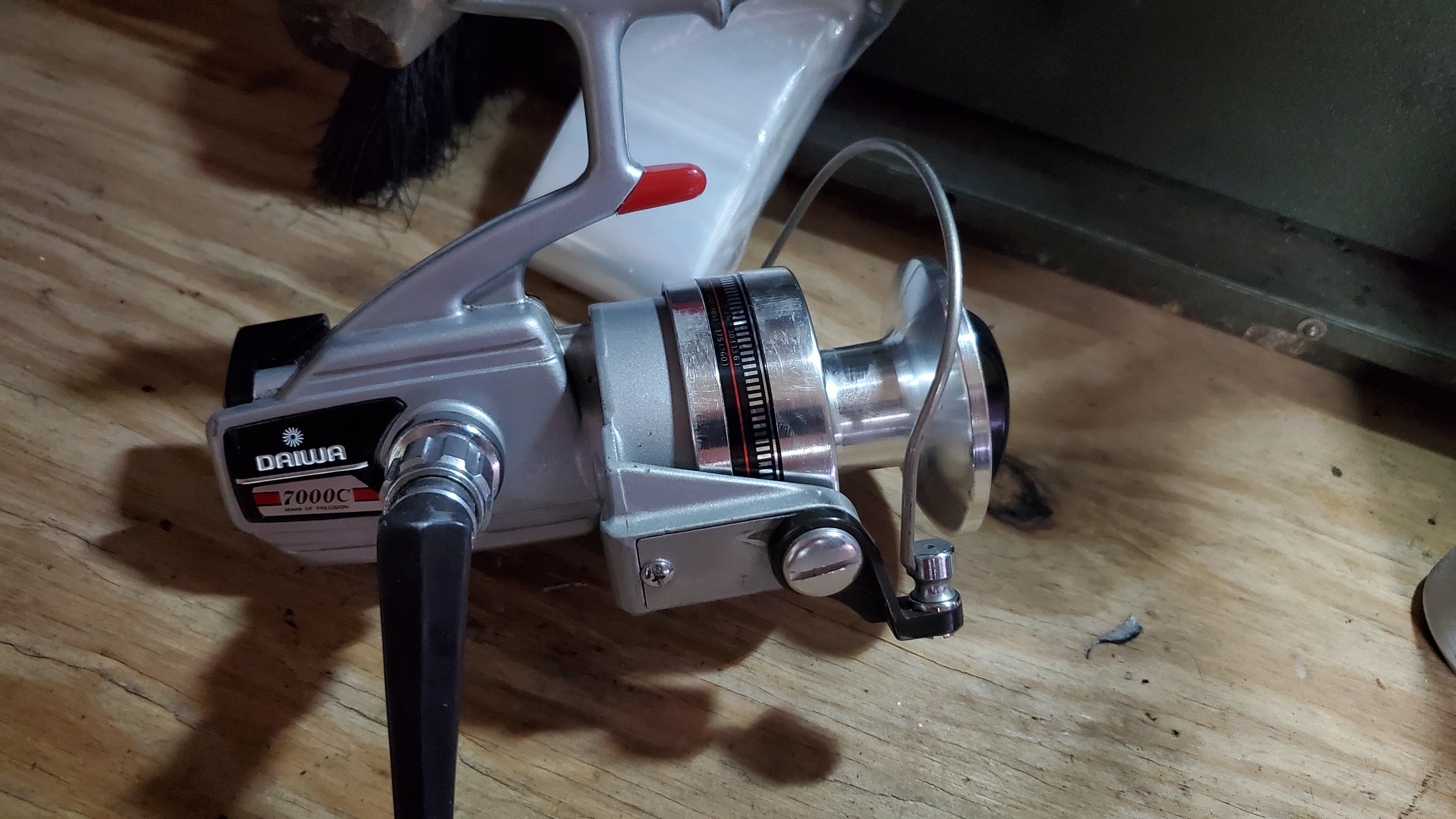 WOW! The quality of this older Diawa feel is amazing. Cleaned, lubed