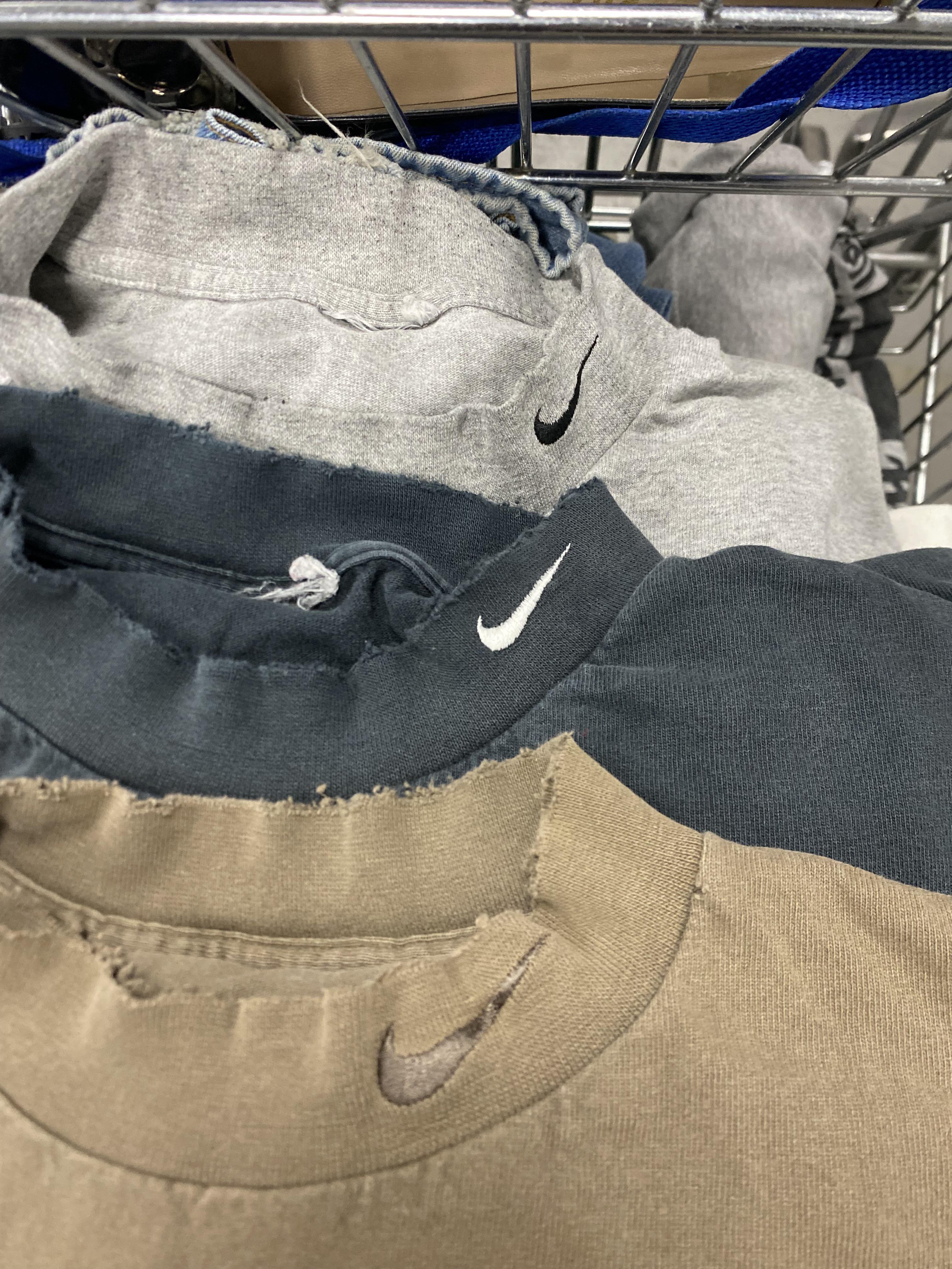 nike trio from the bins r/VintageTees