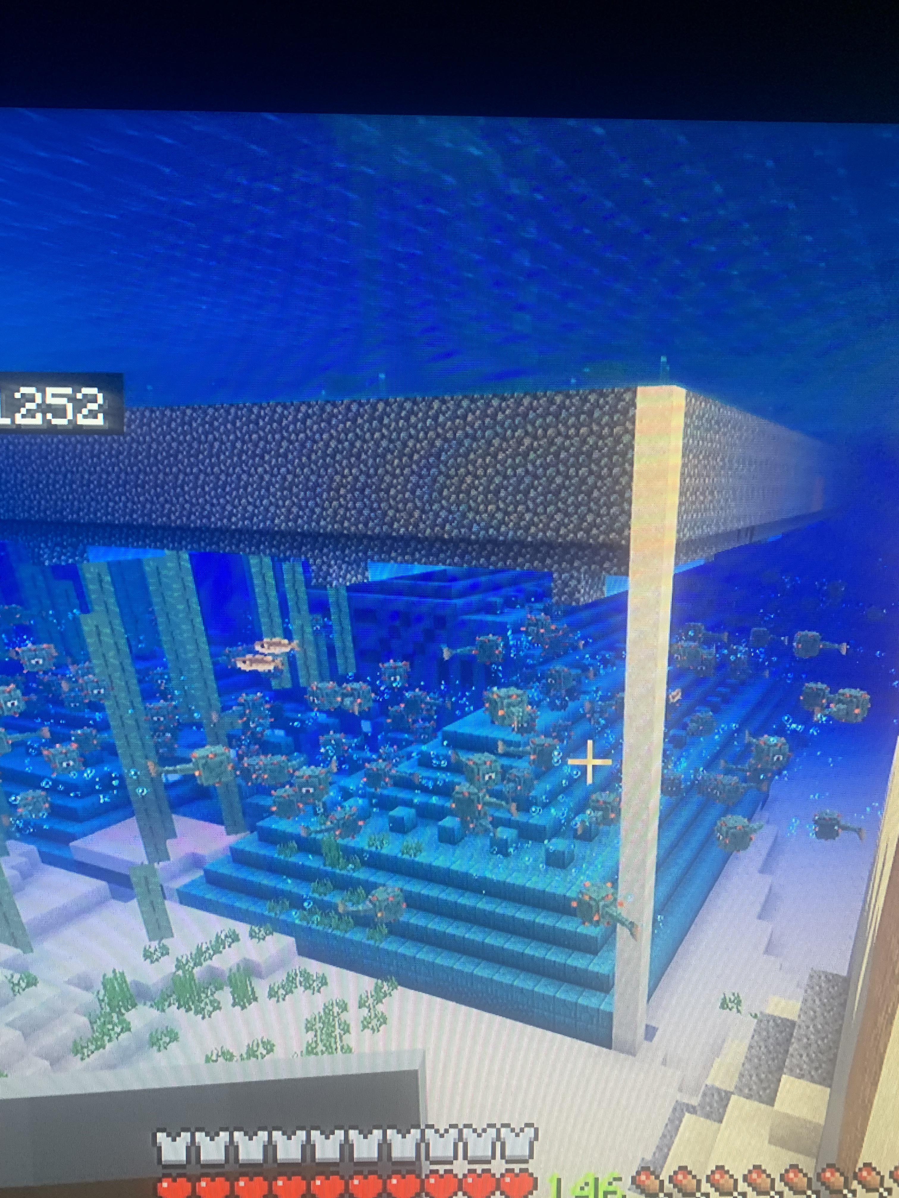 [Bedrock] Hundreds of guardians under Guardian Farm?? Help? r/Minecraft