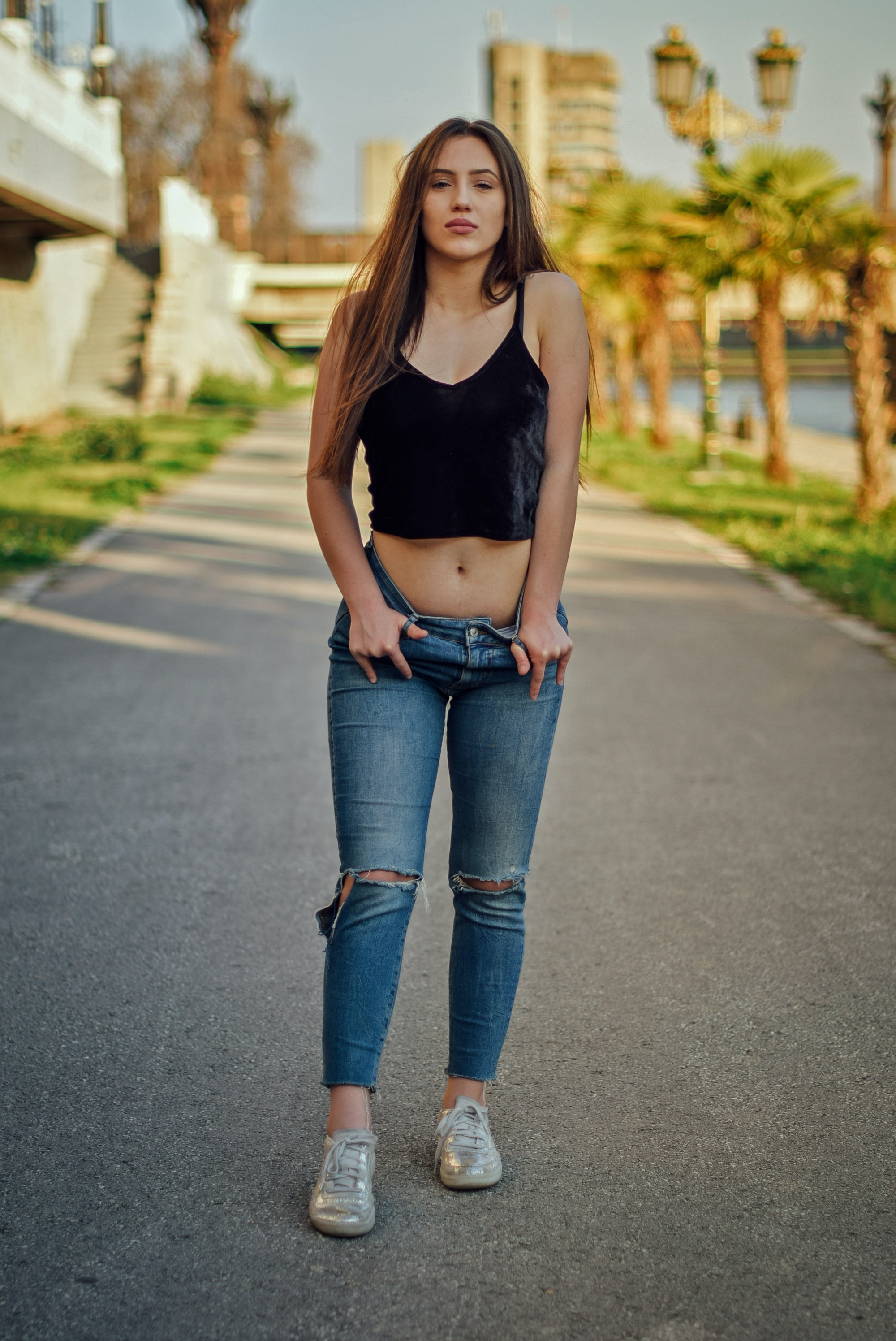 Hot woman in sexy tight jeans r/GirlsInJeans