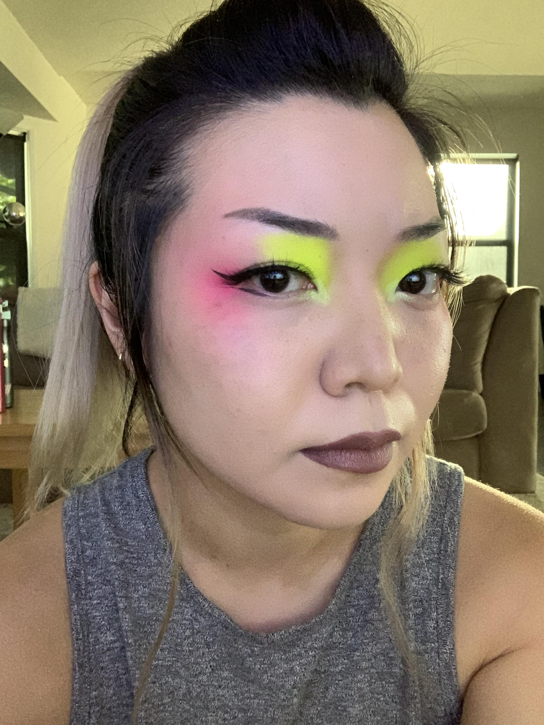 Makeup a Murder Neon Pigments!!! Amazing saturation and so fun. r