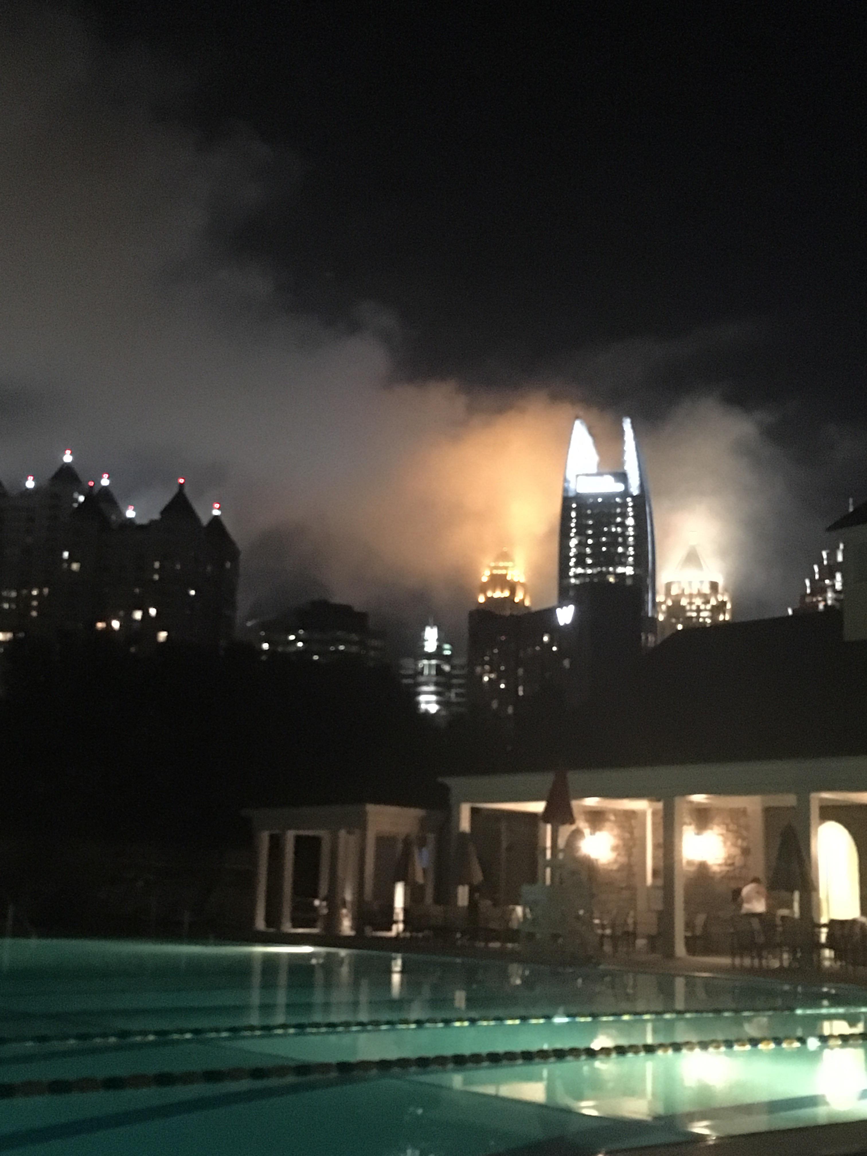Midtown filled with smoke from fire works r/Atlanta